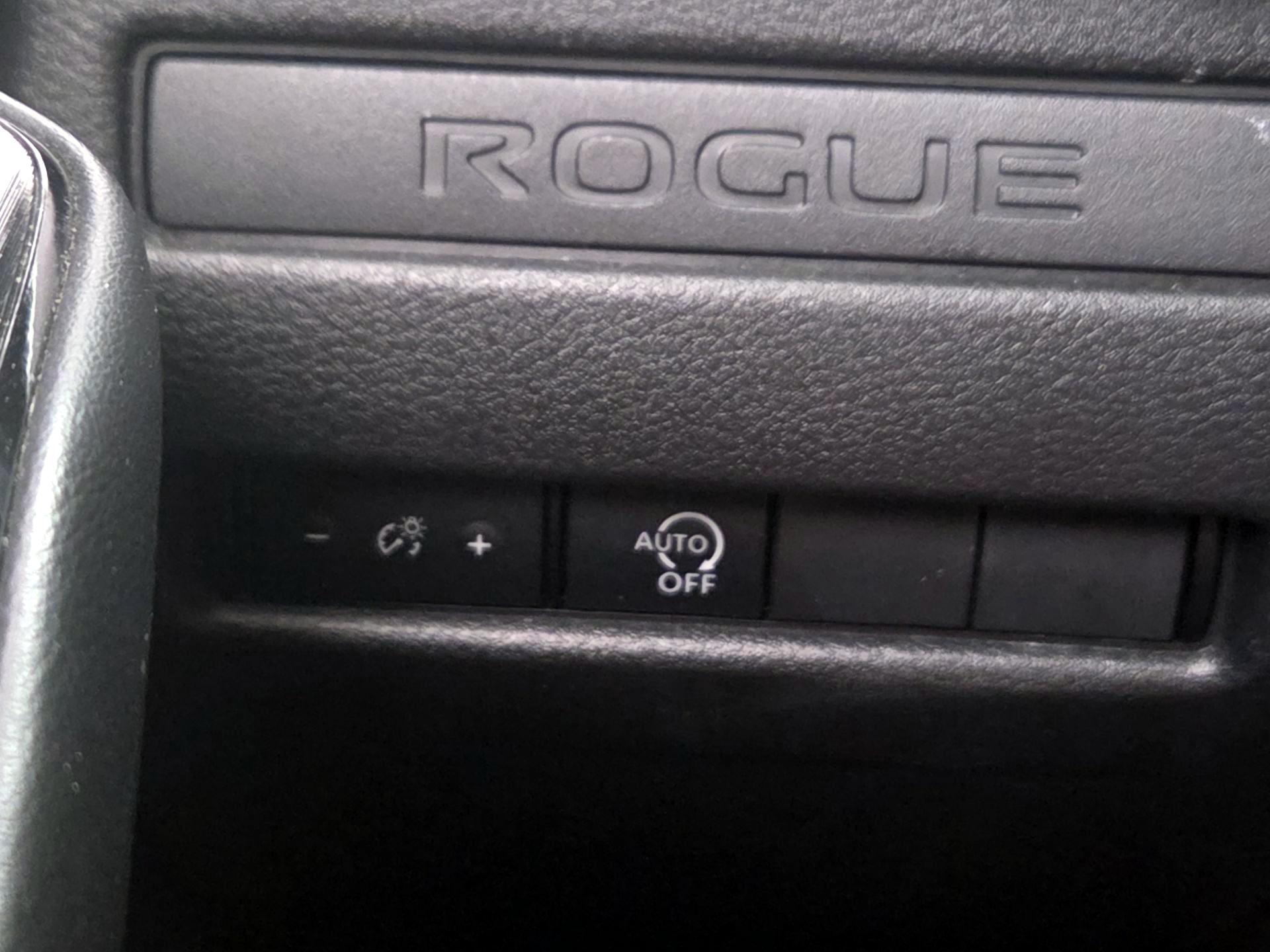 Thumbnail: 2023 Nissan Rogue - 13