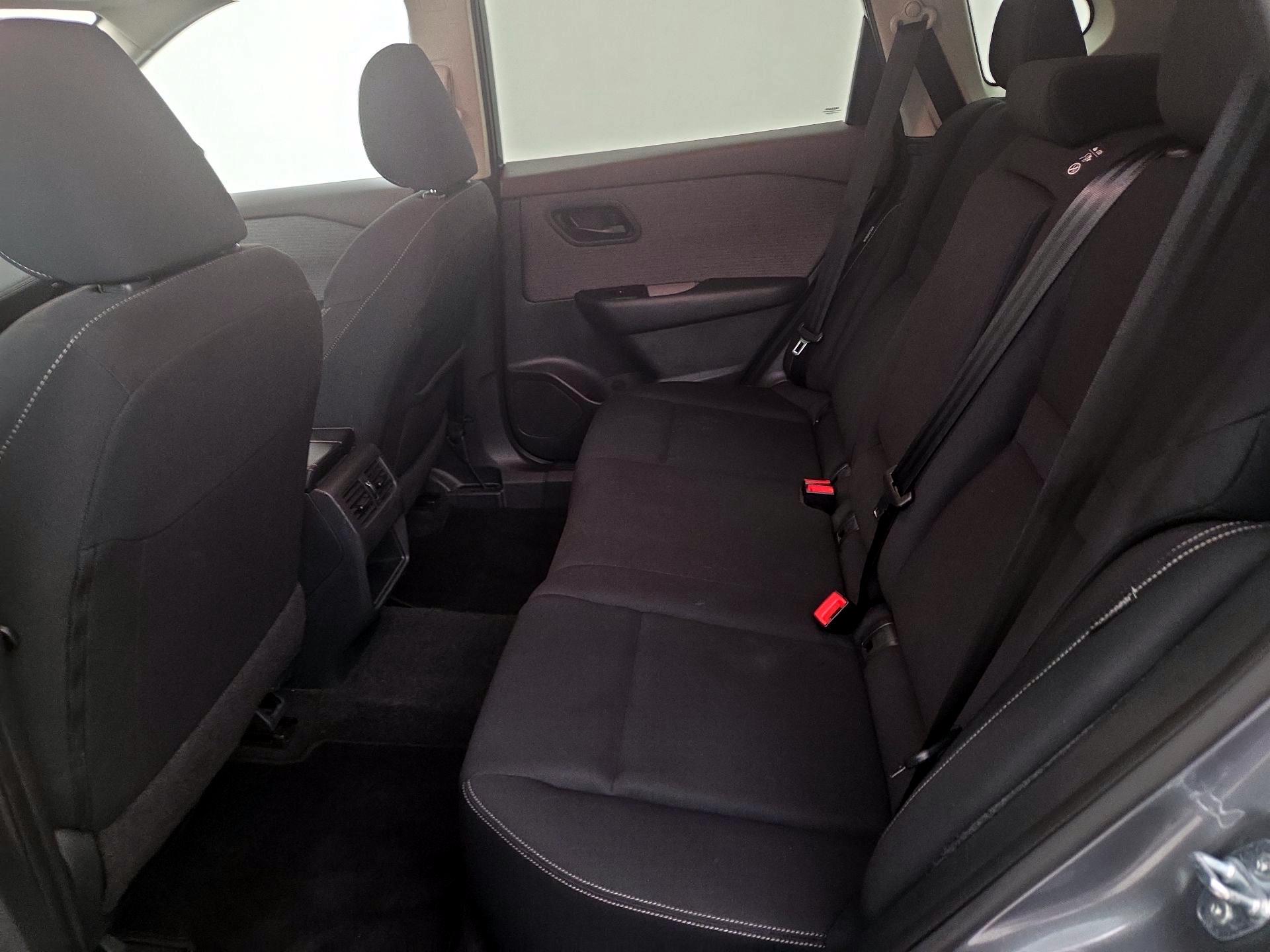 Thumbnail: 2023 Nissan Rogue - 19