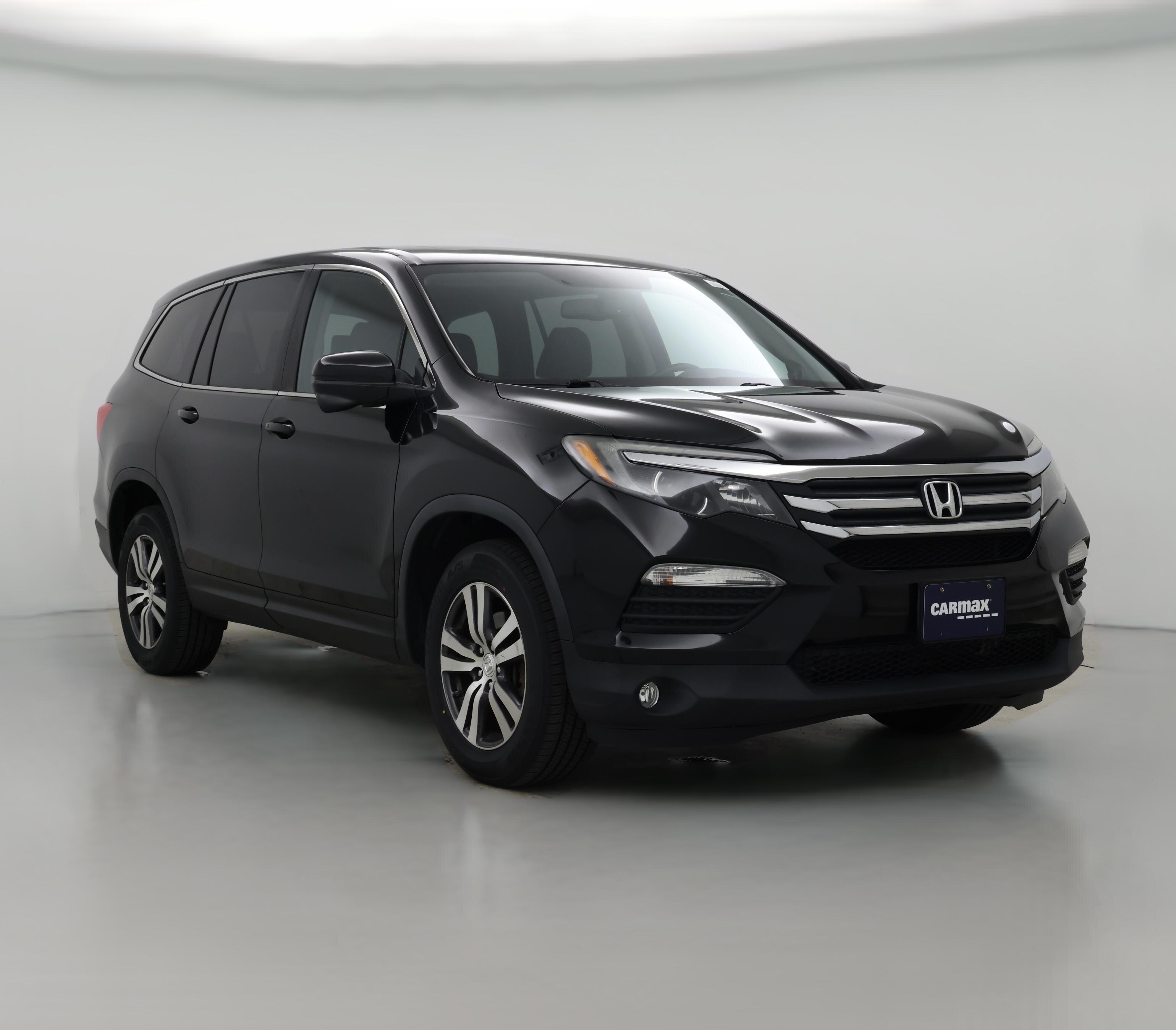 Thumbnail: 2017 Honda Pilot - 1