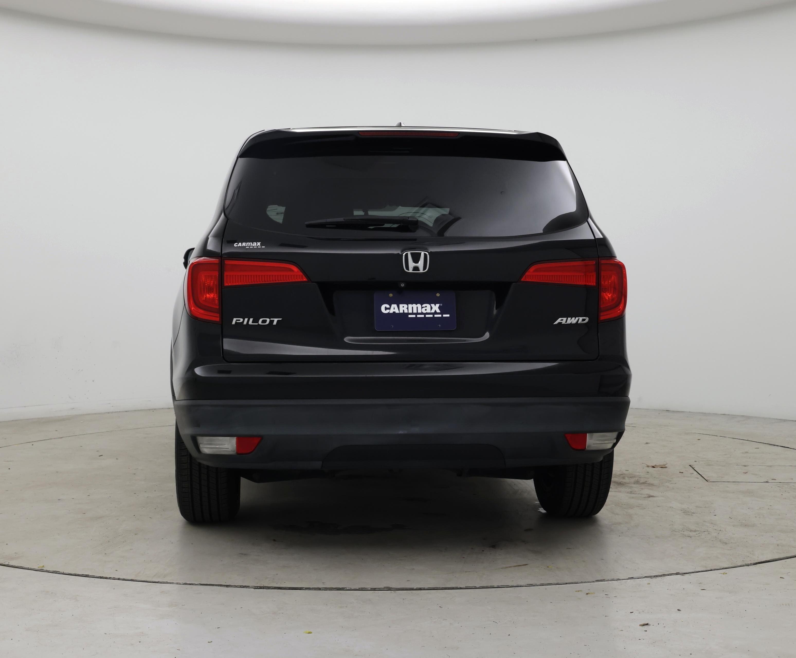 Thumbnail: 2017 Honda Pilot - 6