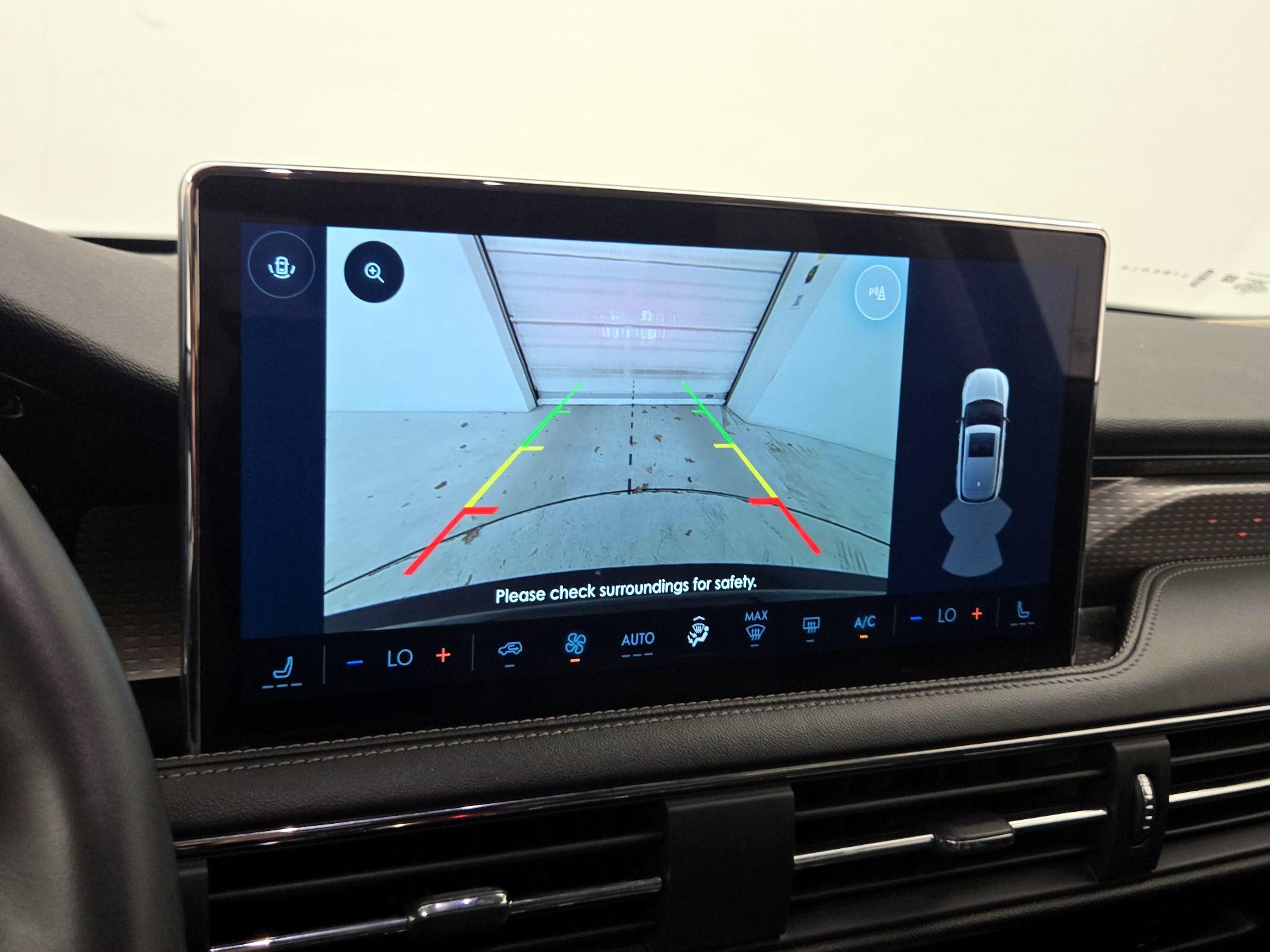 Thumbnail: 2023 Lincoln Corsair - 15