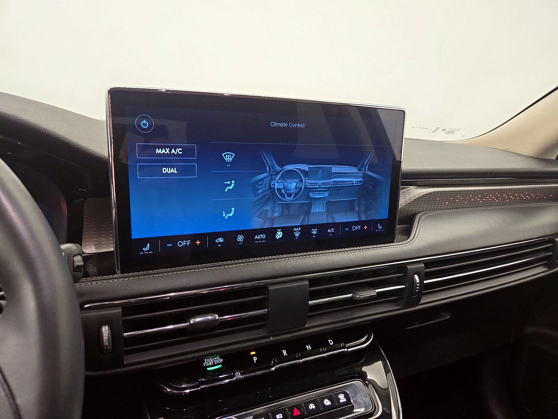 Thumbnail: 2023 Lincoln Corsair - 17