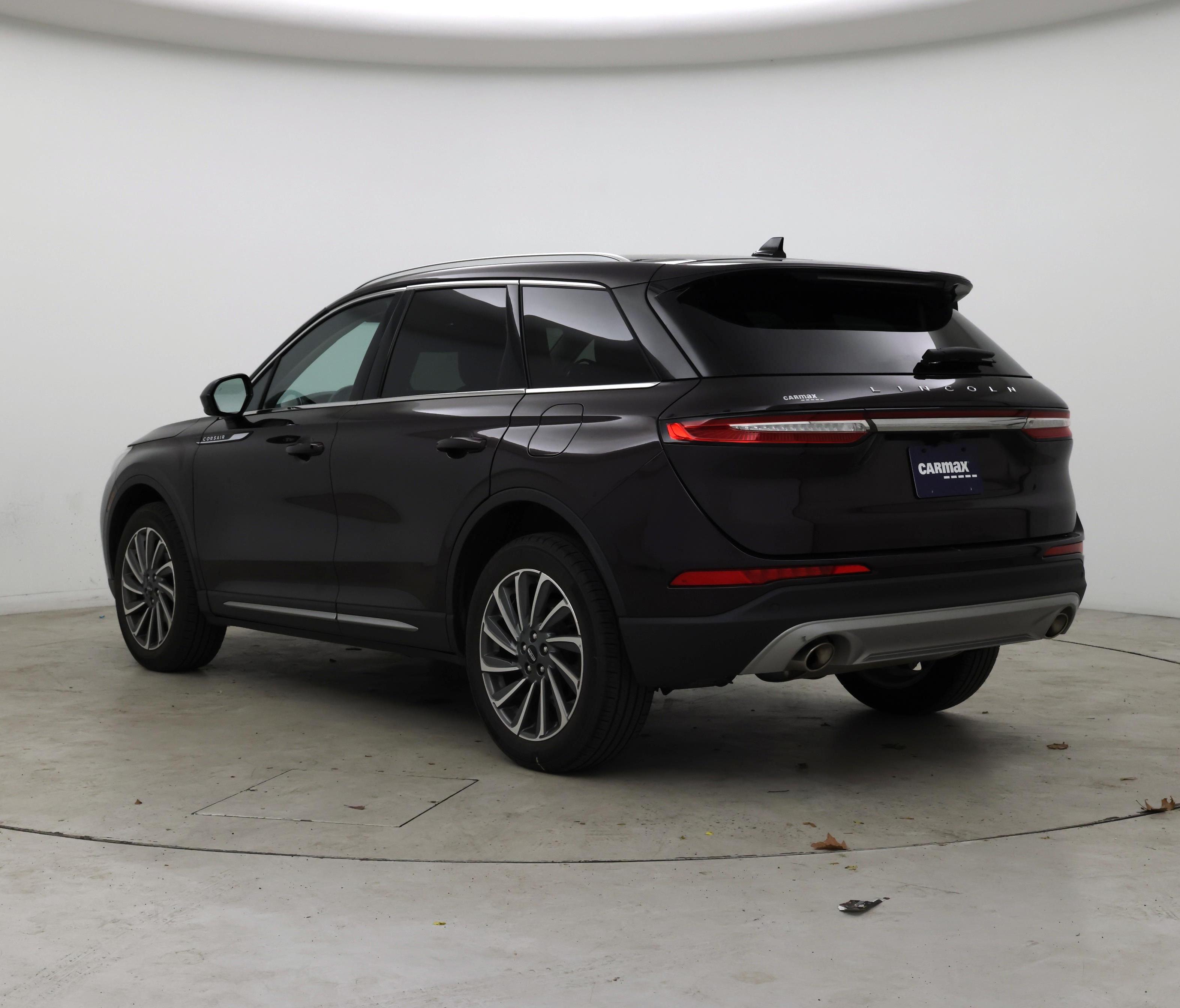Thumbnail: 2023 Lincoln Corsair - 2