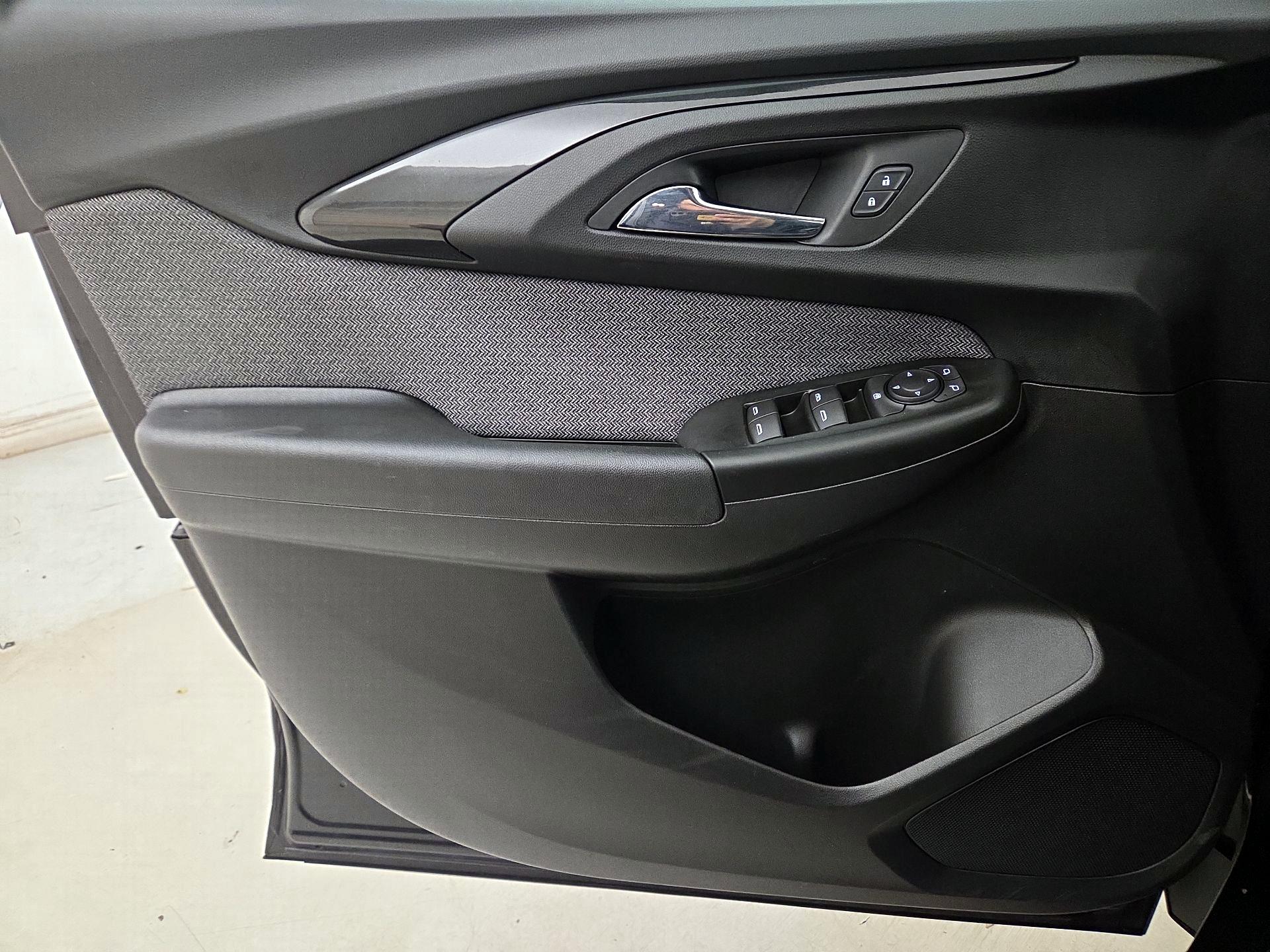 Thumbnail: 2021 Chevrolet TrailBlazer - 12