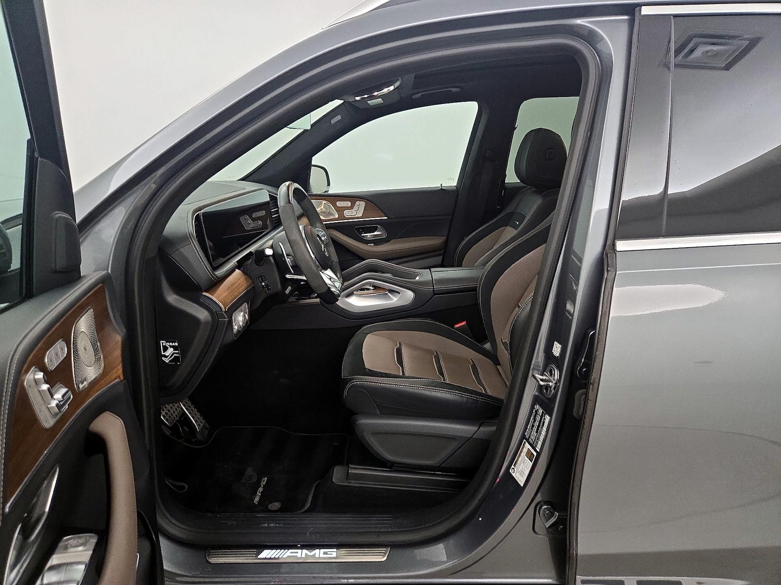 2022 Mercedes-Benz GLS AMG GLS63 - Photo 12