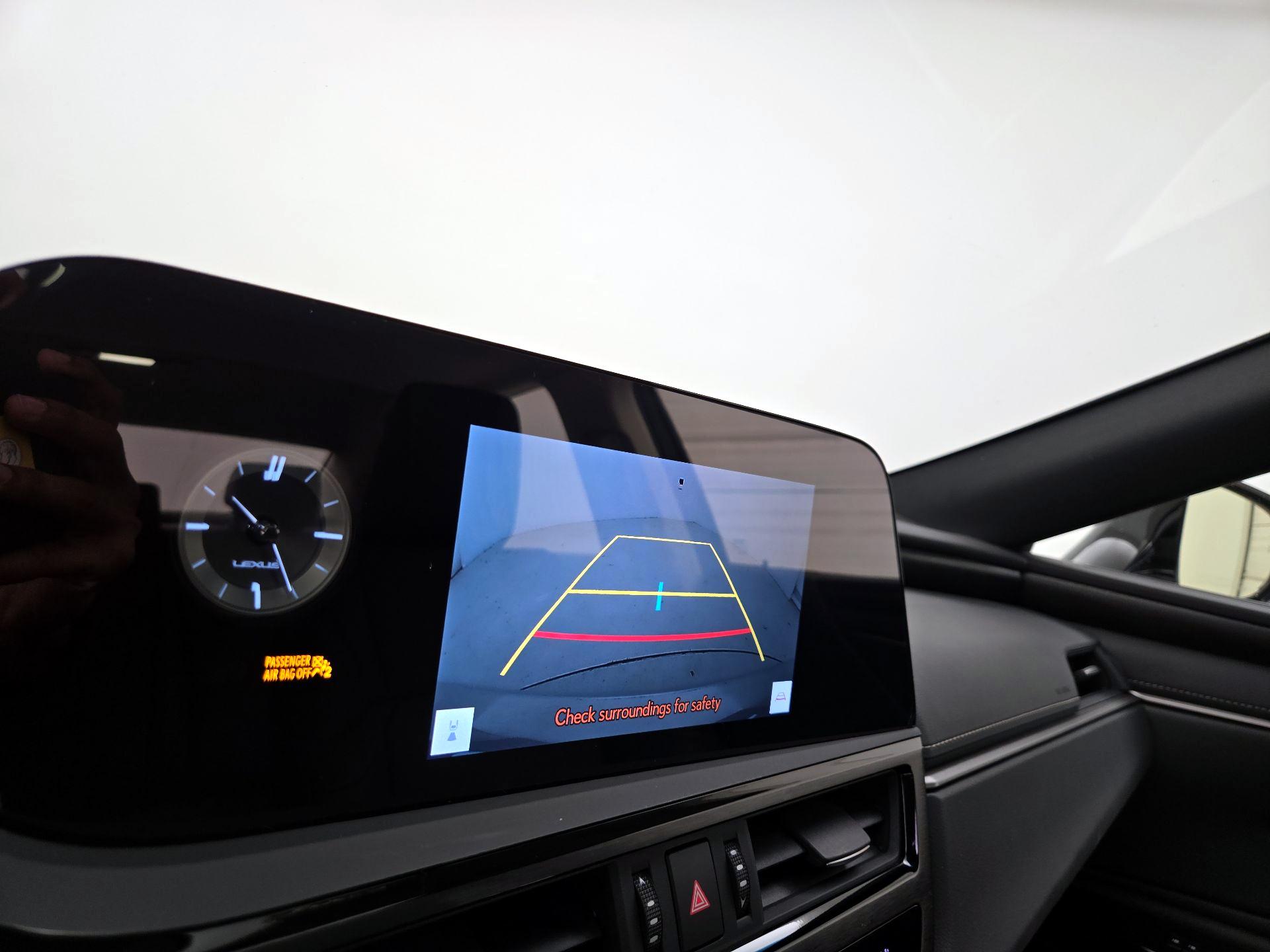 Thumbnail: 2024 Lexus ES - 14