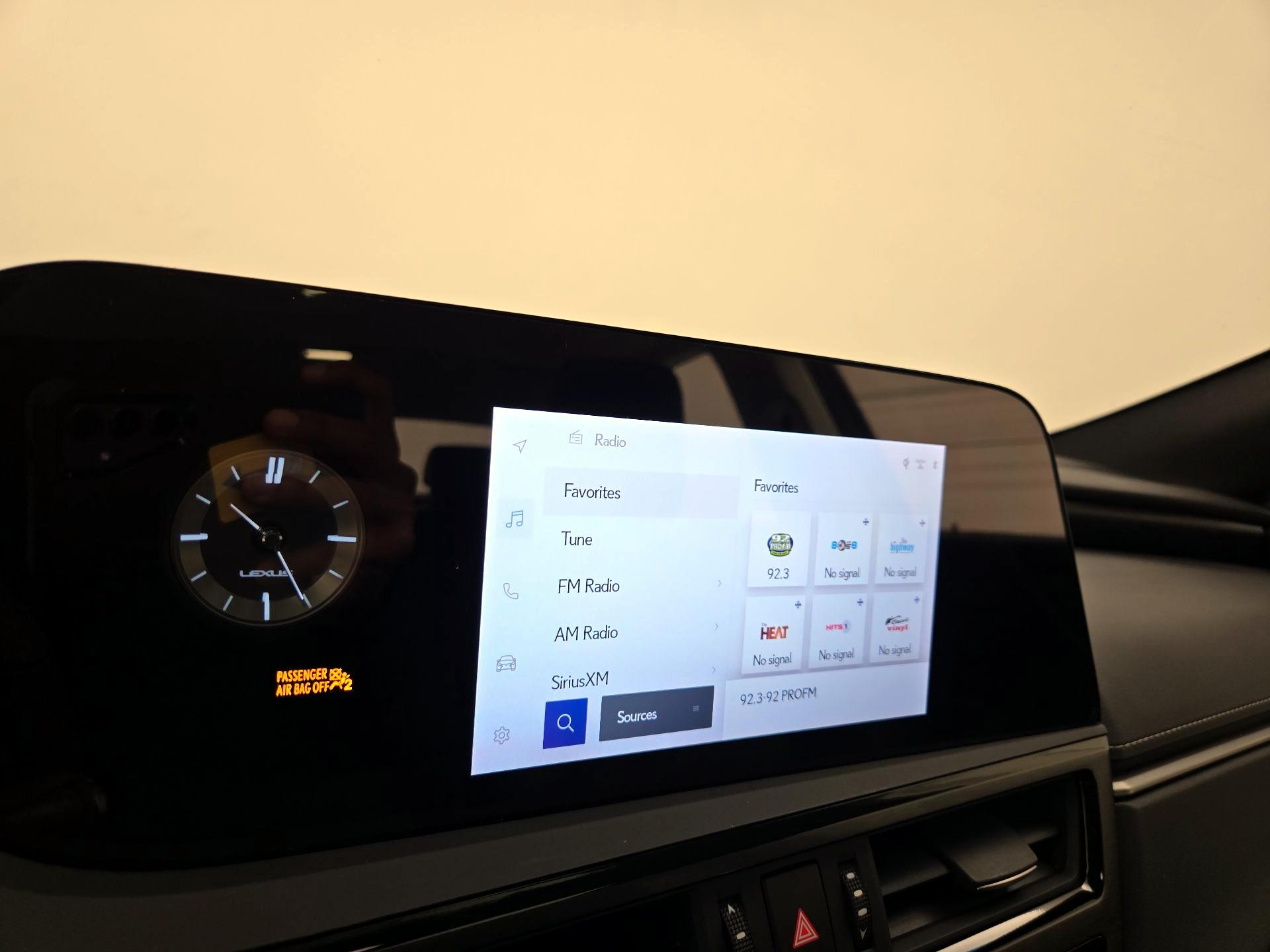 Thumbnail: 2024 Lexus ES - 15