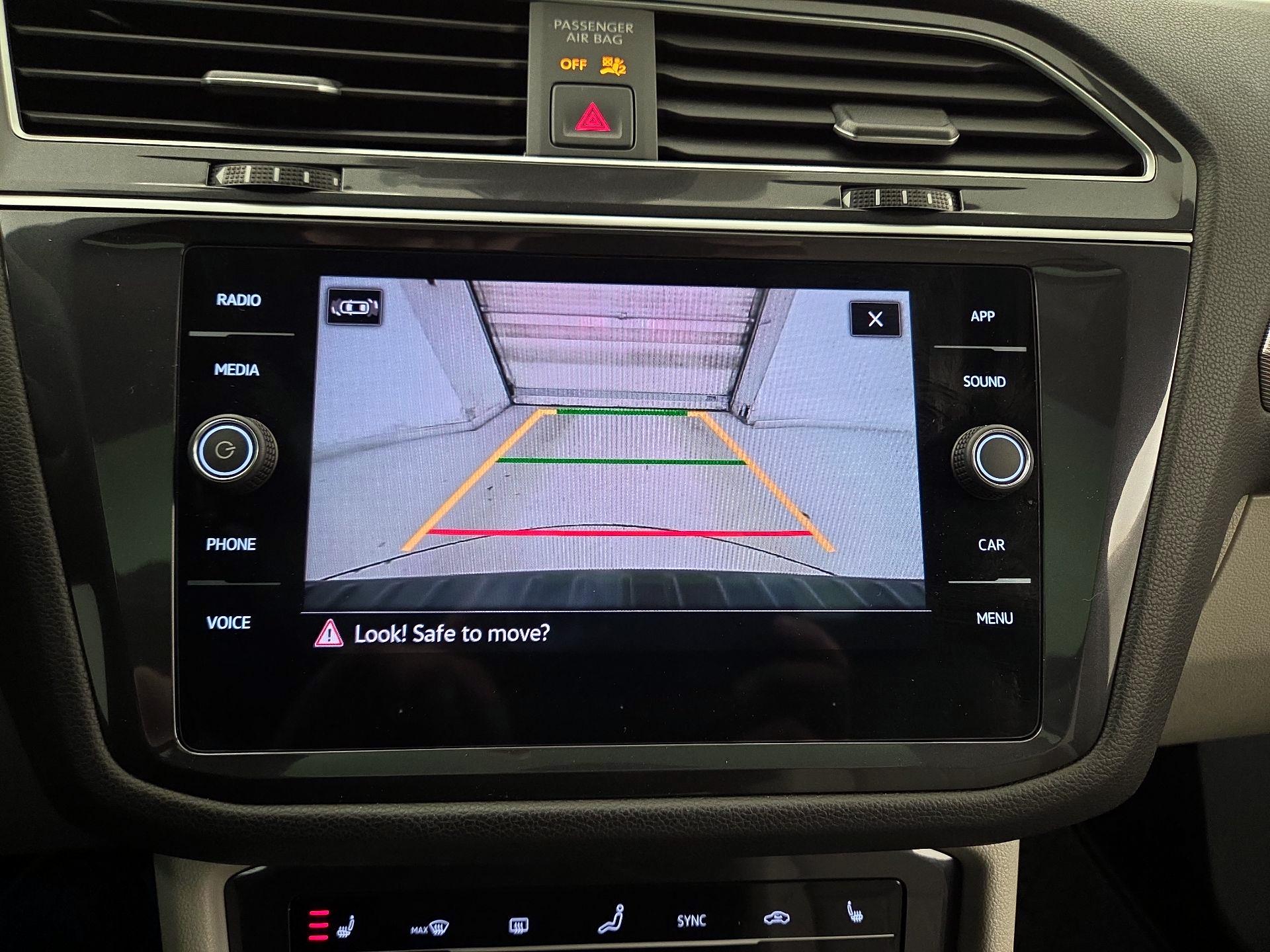 Thumbnail: 2024 Volkswagen Tiguan - 14