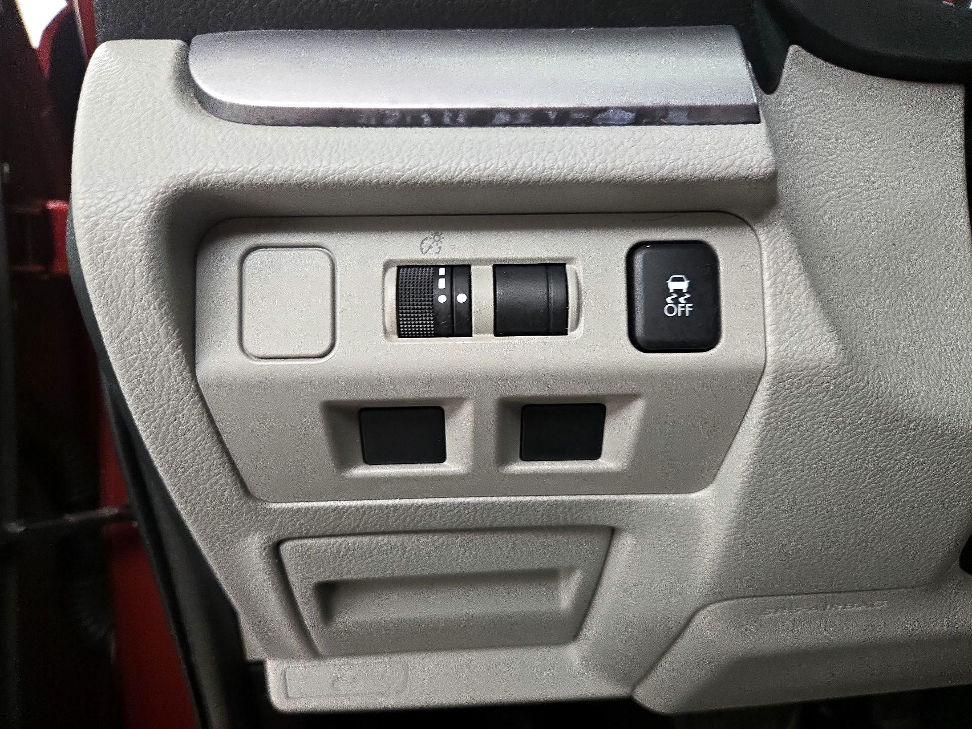 Thumbnail: 2017 Subaru Forester - 13