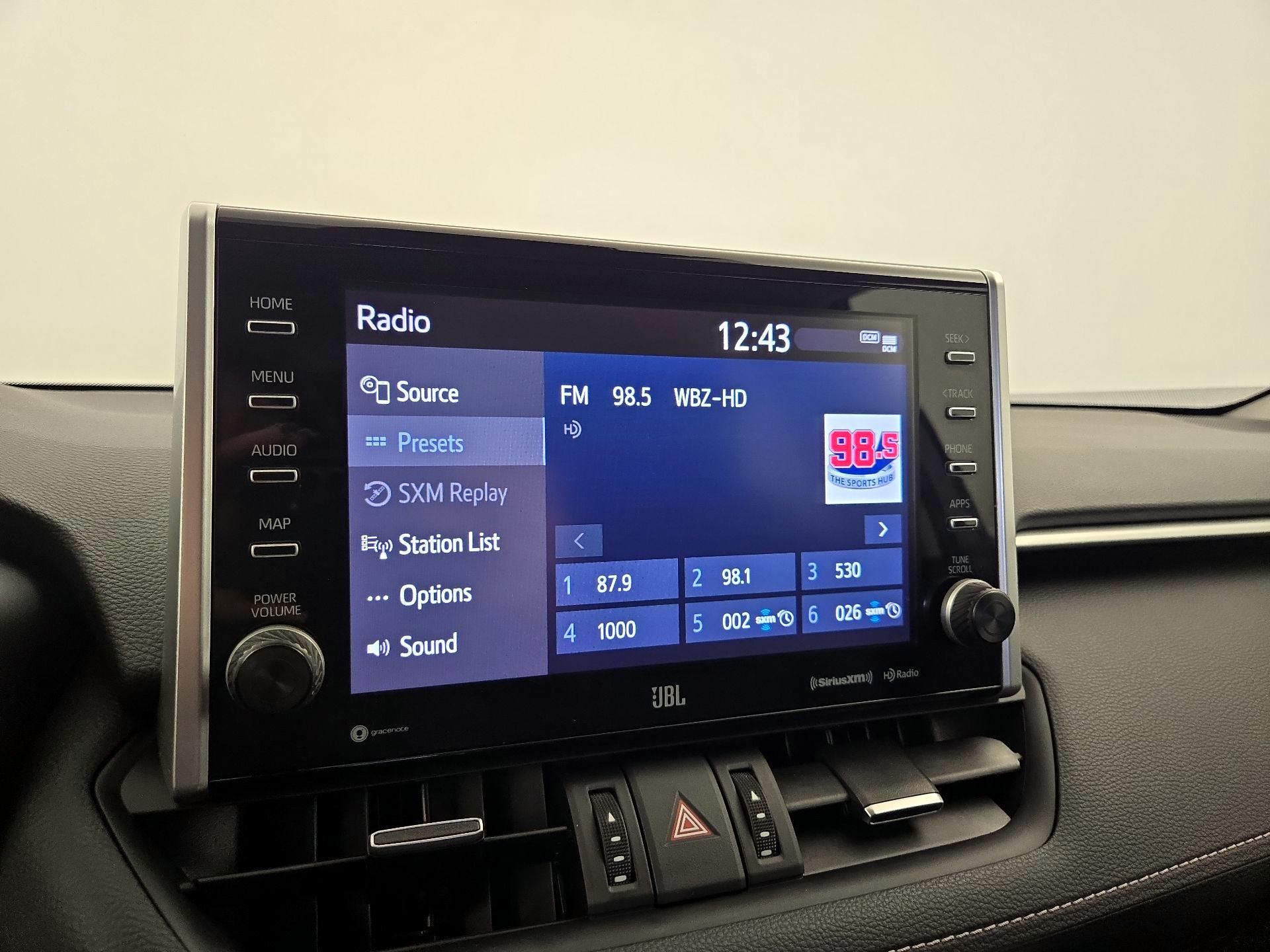 Thumbnail: 2022 Toyota RAV4 - 15