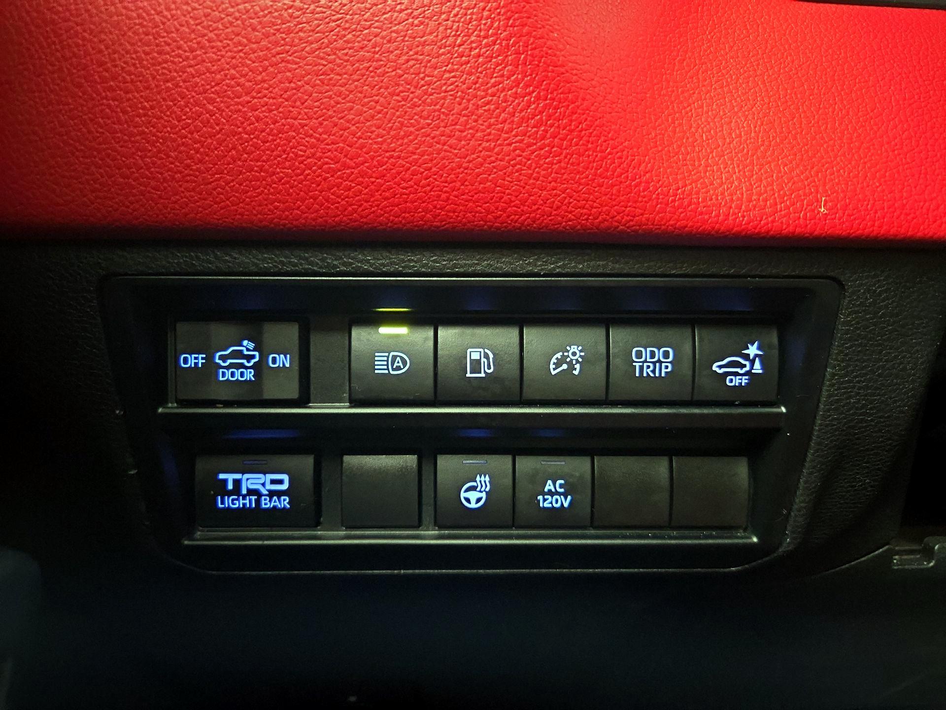 Thumbnail: 2023 Toyota Tundra - 13