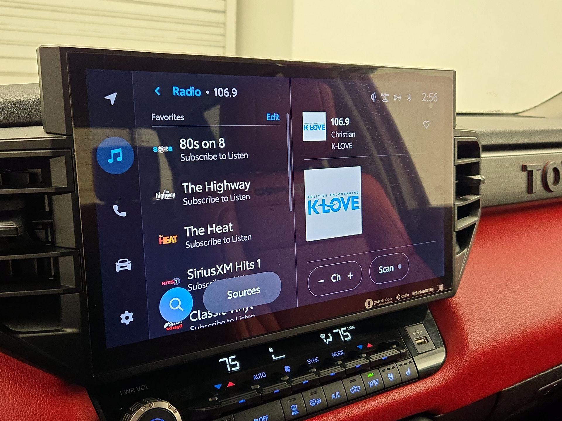 Thumbnail: 2023 Toyota Tundra - 15