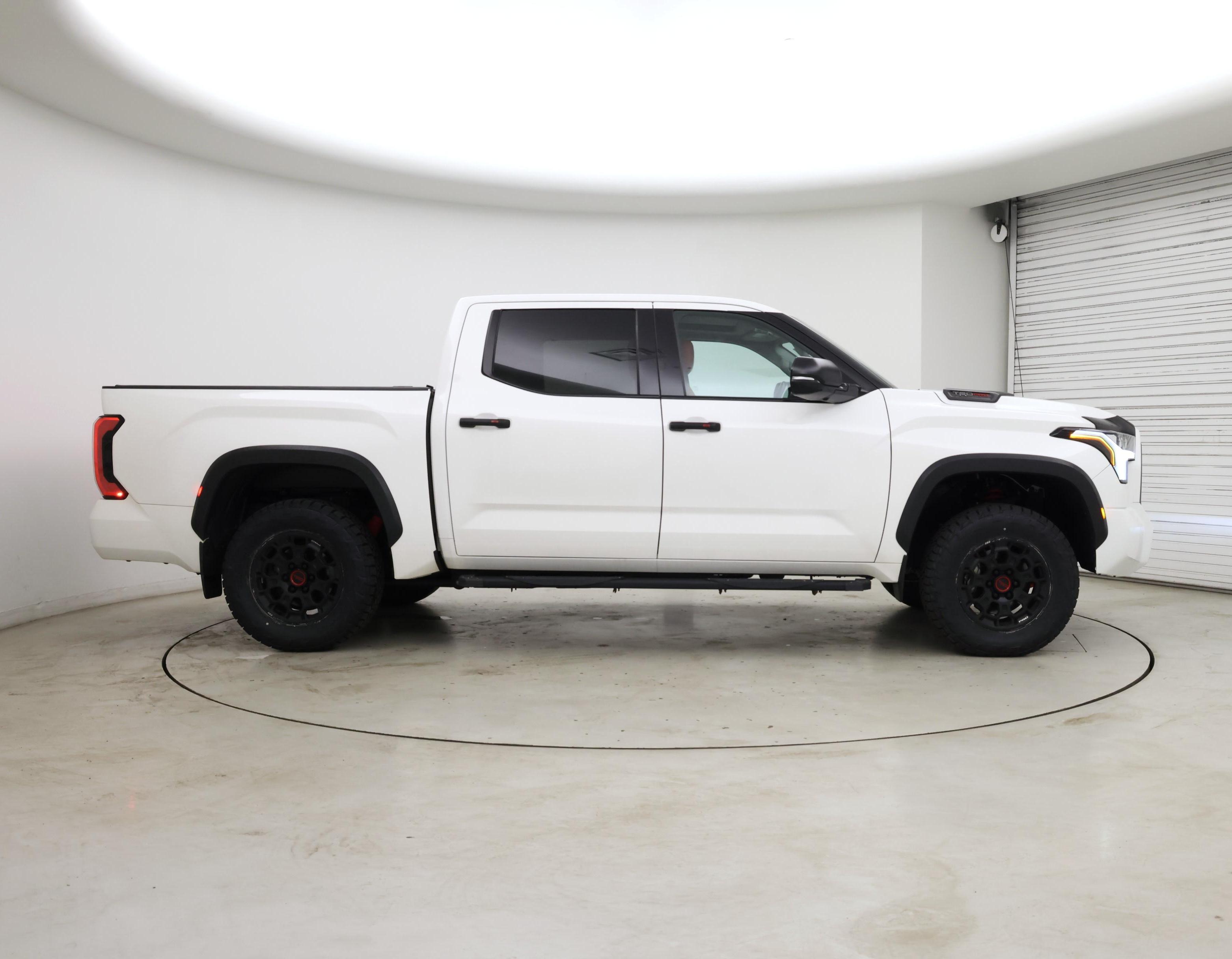 Thumbnail: 2023 Toyota Tundra - 7