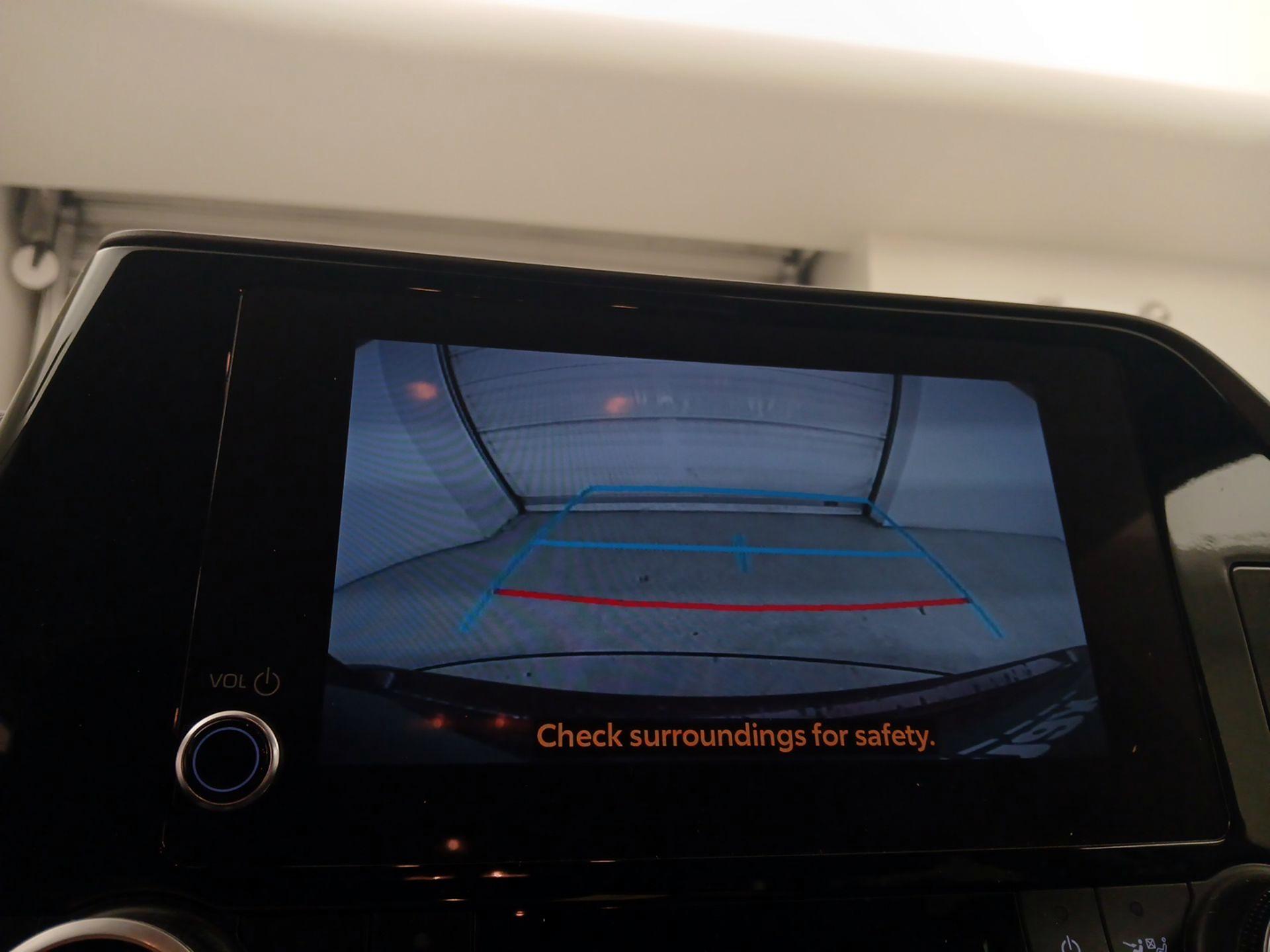 Thumbnail: 2023 Toyota Highlander - 14