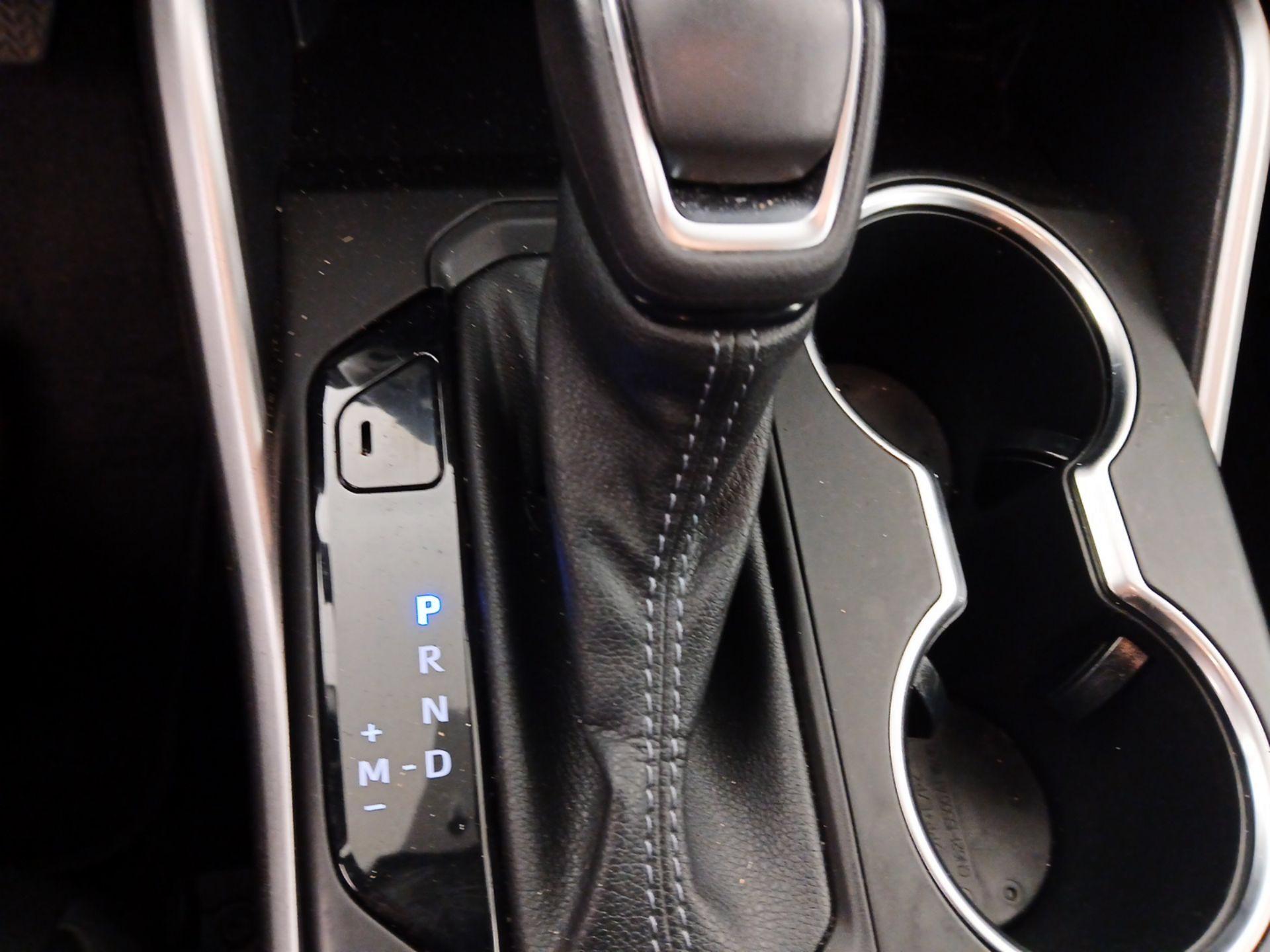 Thumbnail: 2023 Toyota Highlander - 17