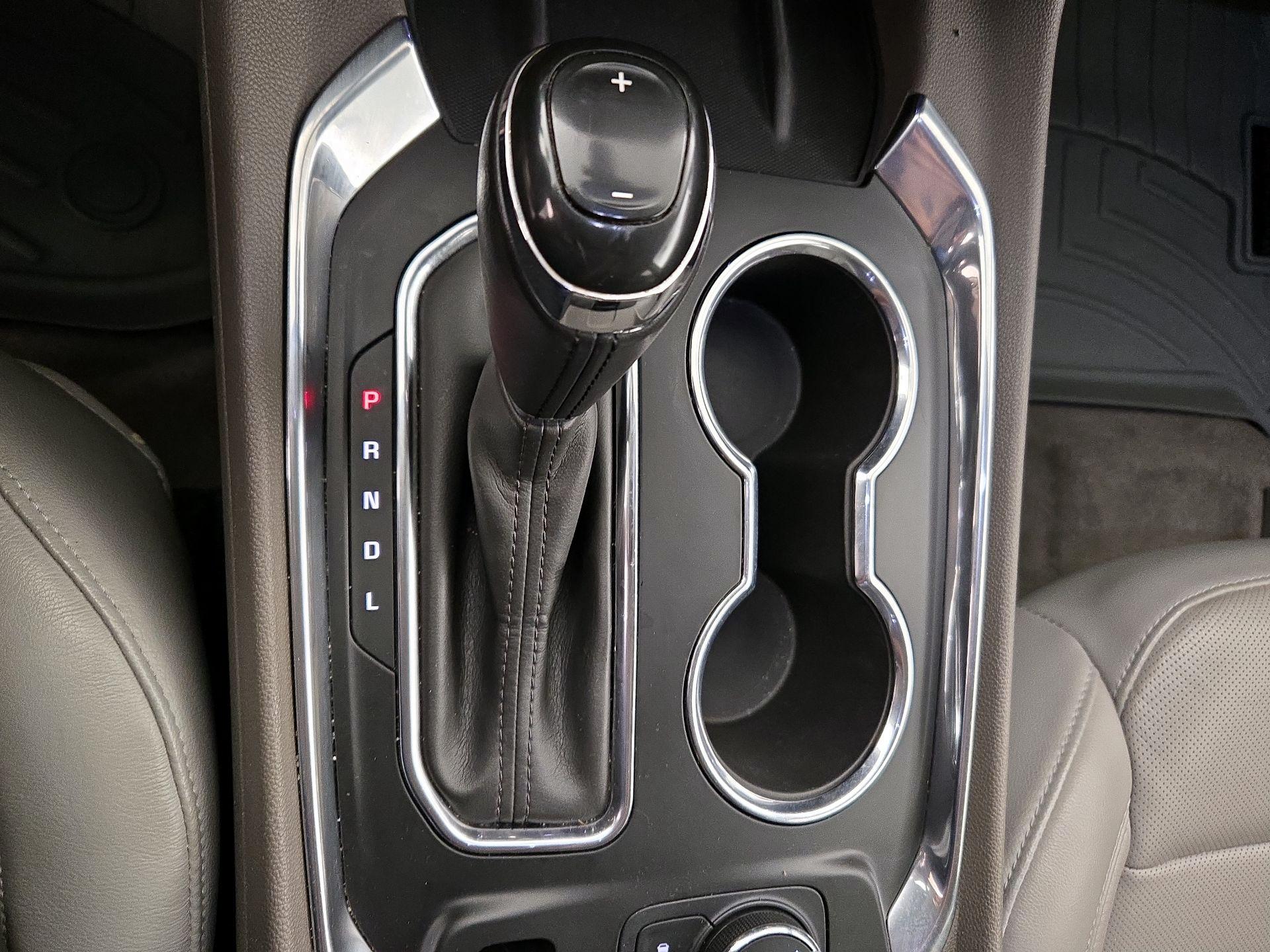 Thumbnail: 2018 Chevrolet Traverse - 17