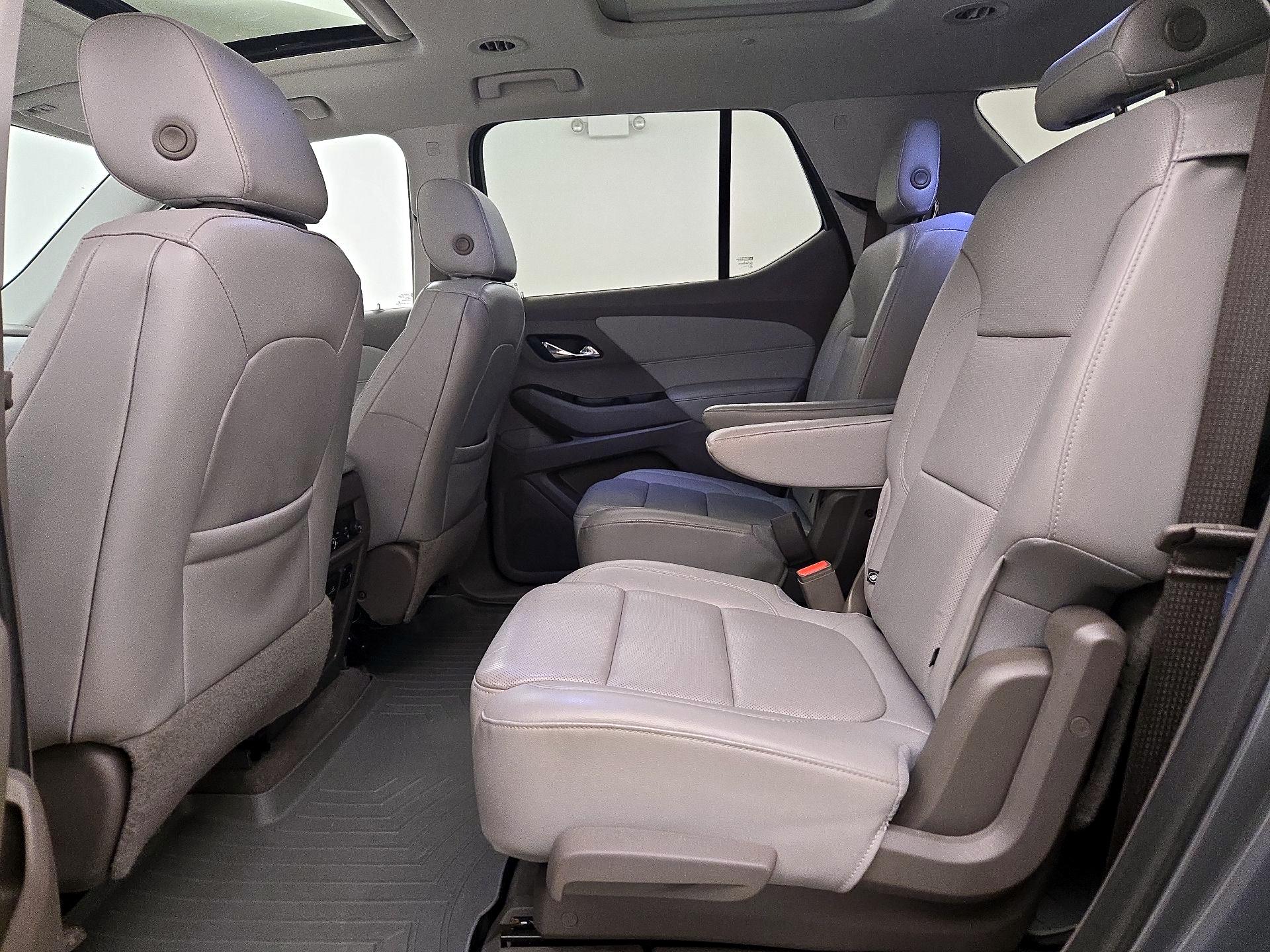 Thumbnail: 2018 Chevrolet Traverse - 20