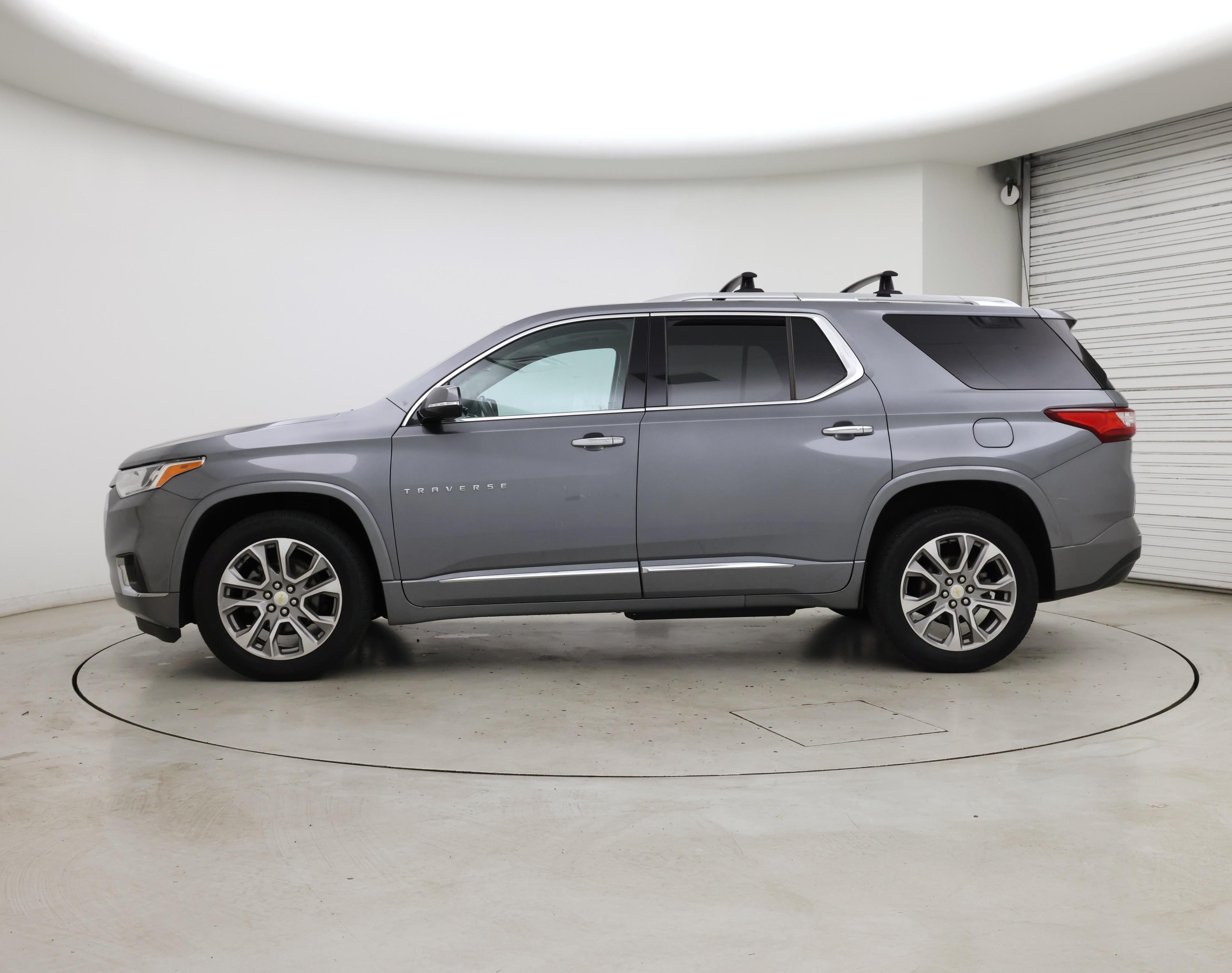 Thumbnail: 2018 Chevrolet Traverse - 3