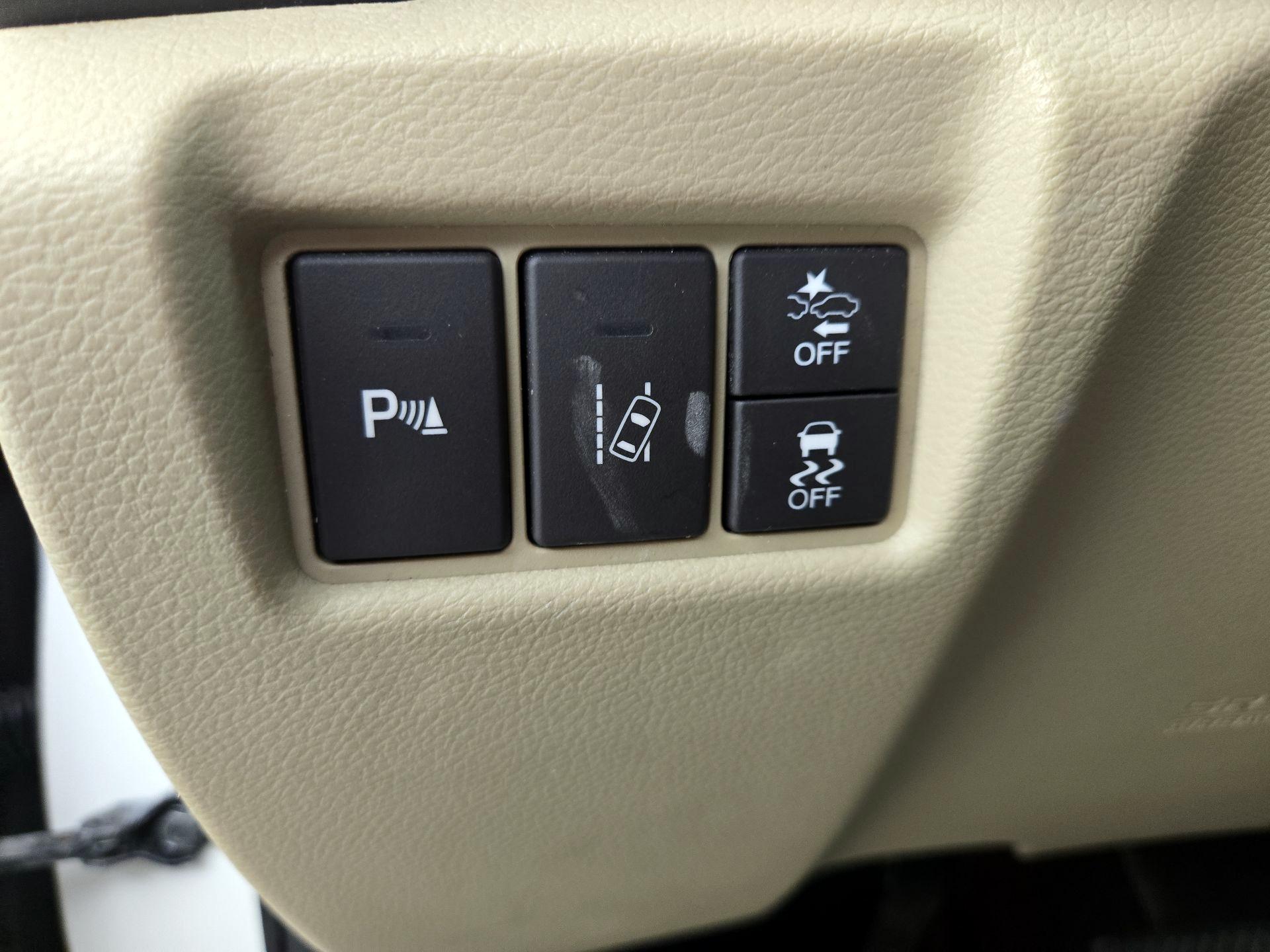 Thumbnail: 2016 Acura MDX - 13