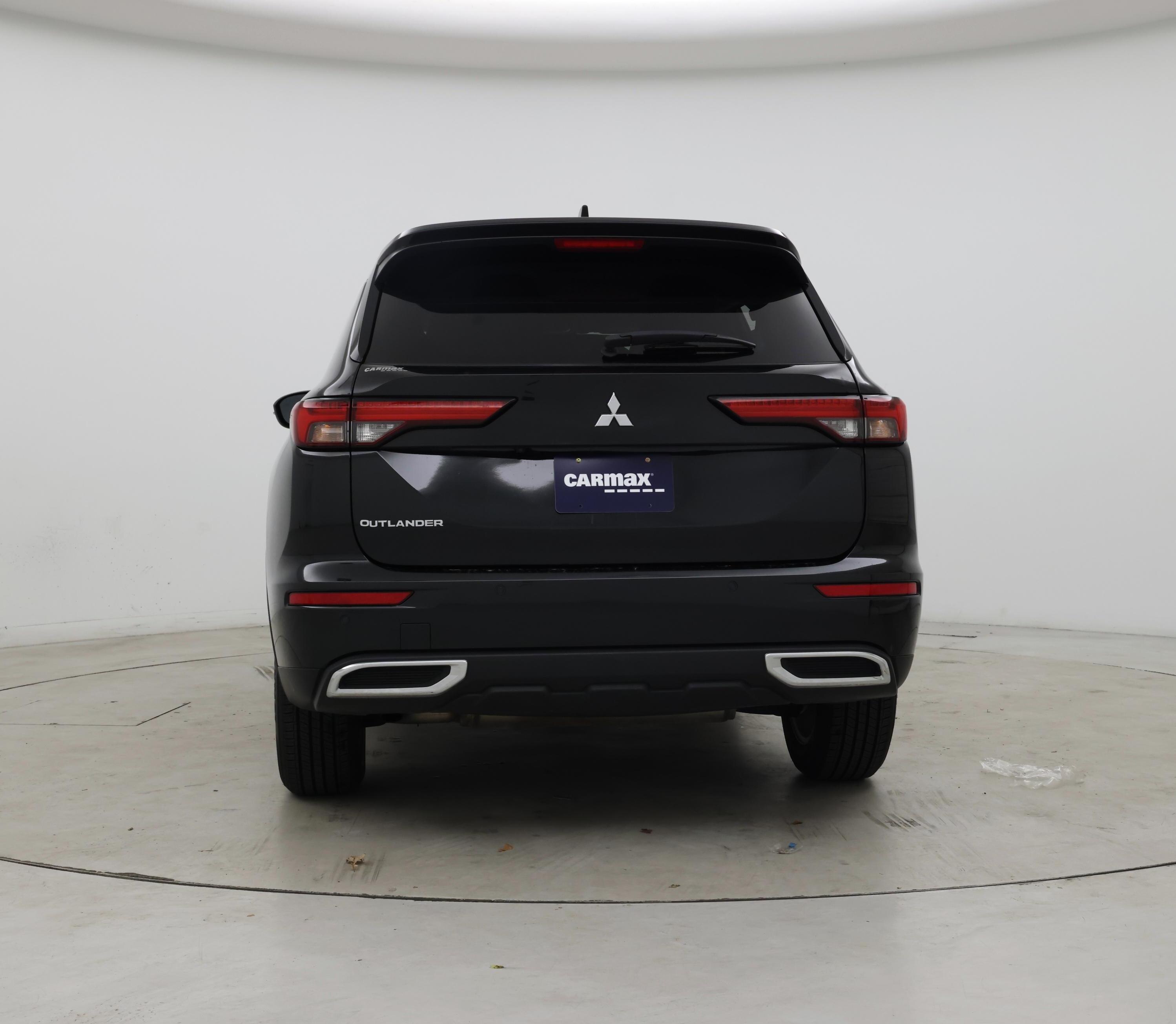 Thumbnail: 2022 Mitsubishi Outlander - 6