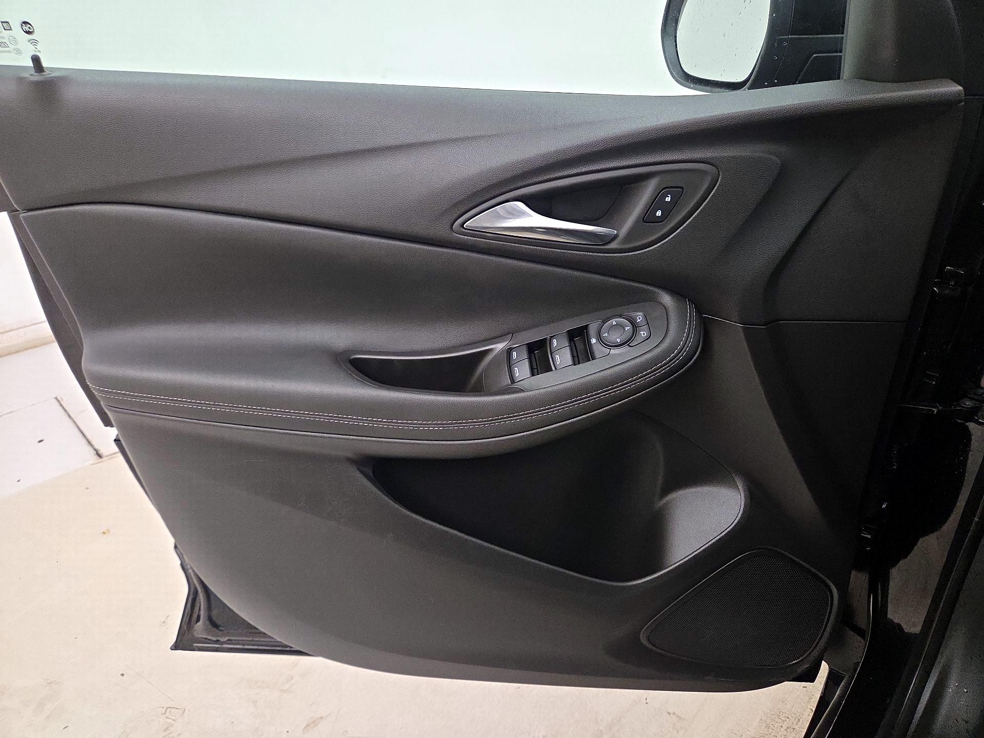 Thumbnail: 2023 Buick Encore GX - 12