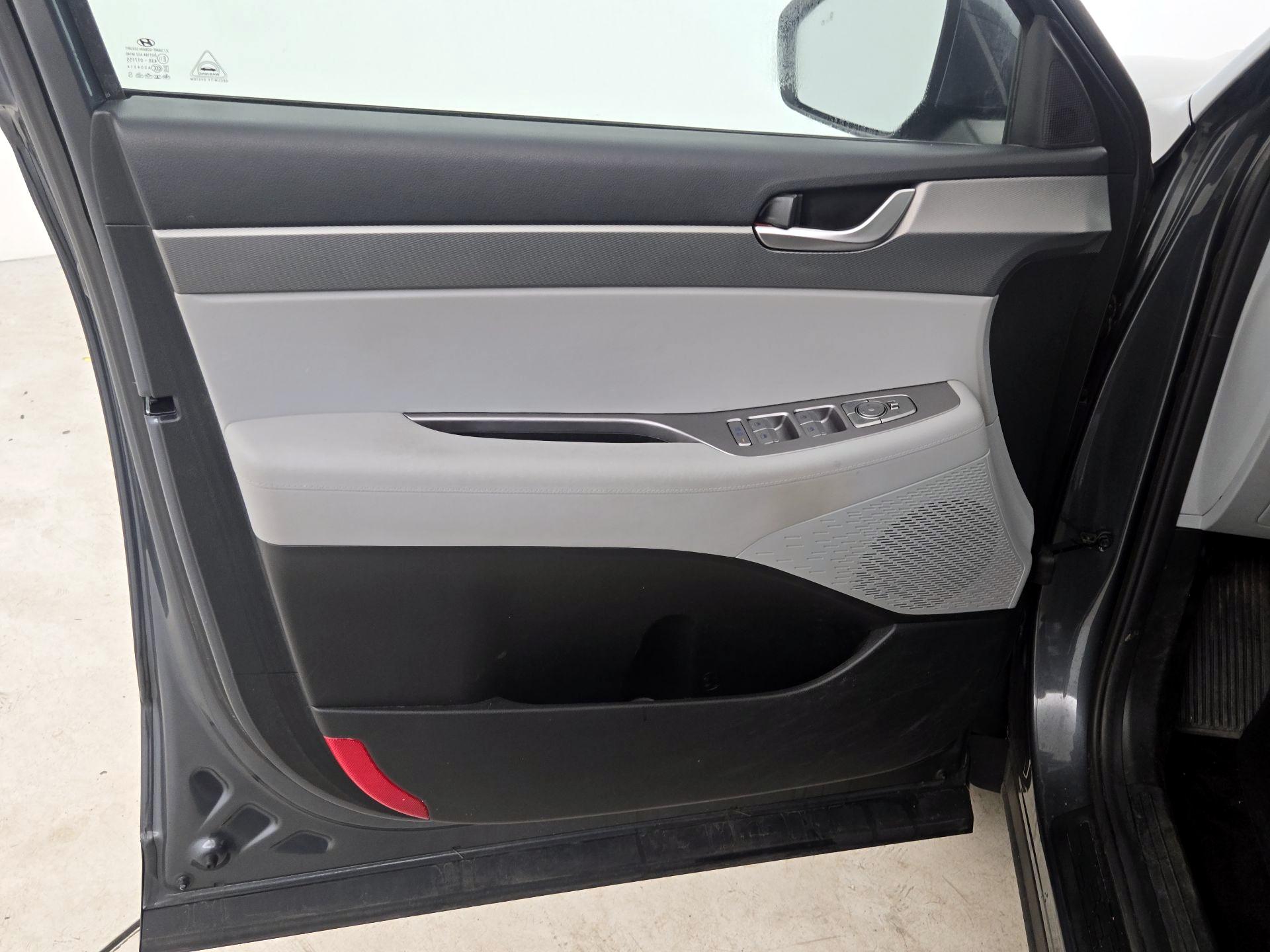 Thumbnail: 2021 Hyundai Palisade - 12