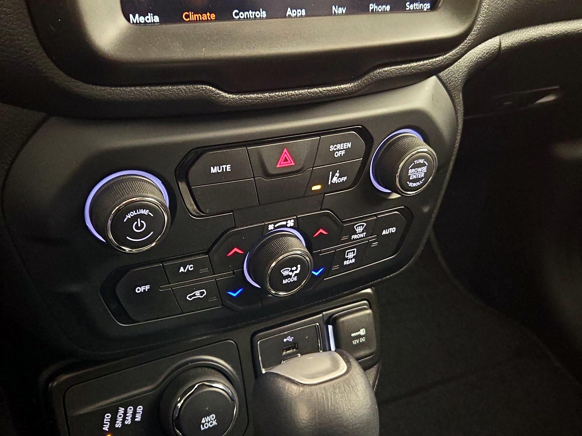 Thumbnail: 2023 Jeep Renegade - 17