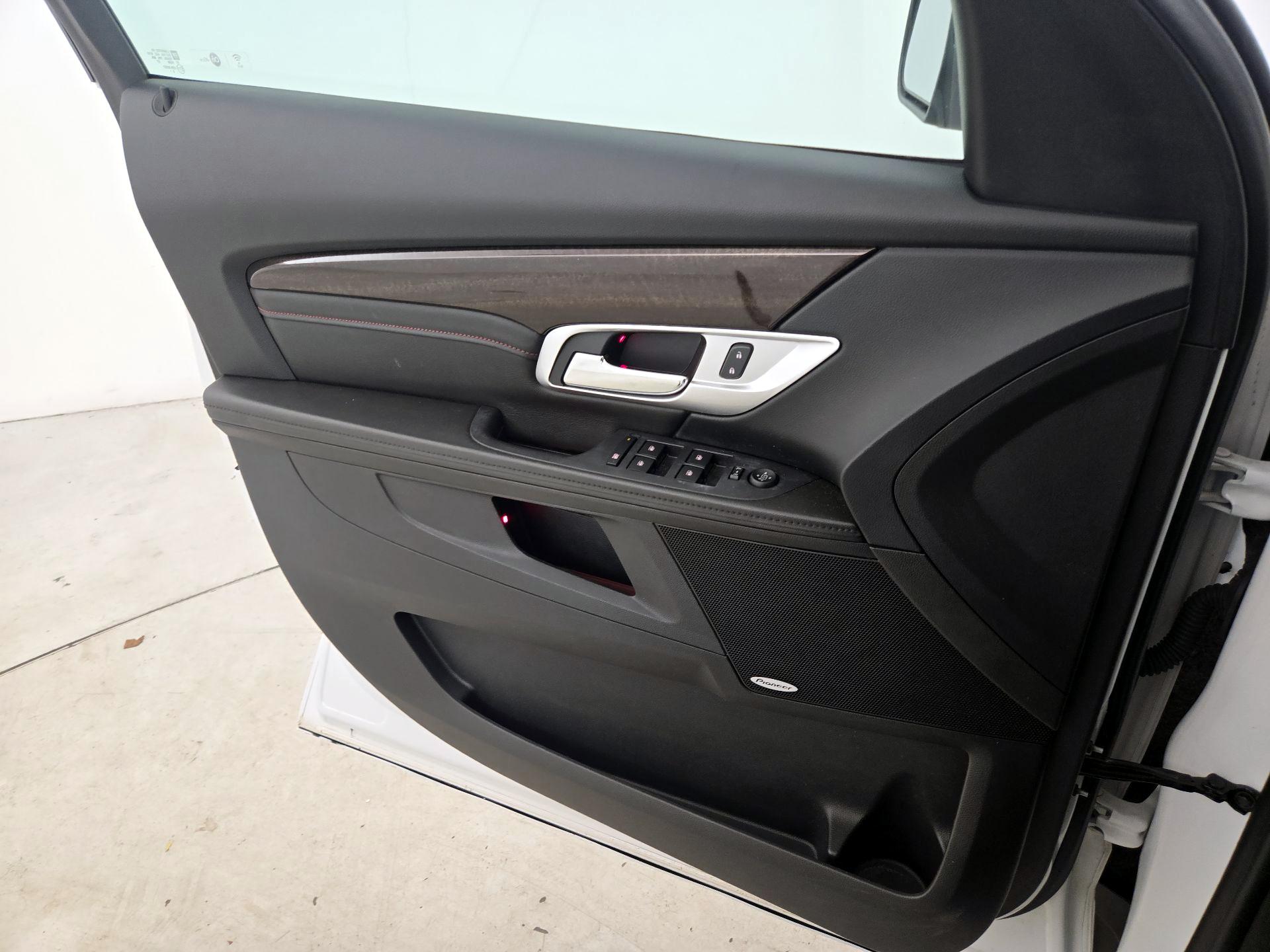 Thumbnail: 2016 GMC Terrain - 12