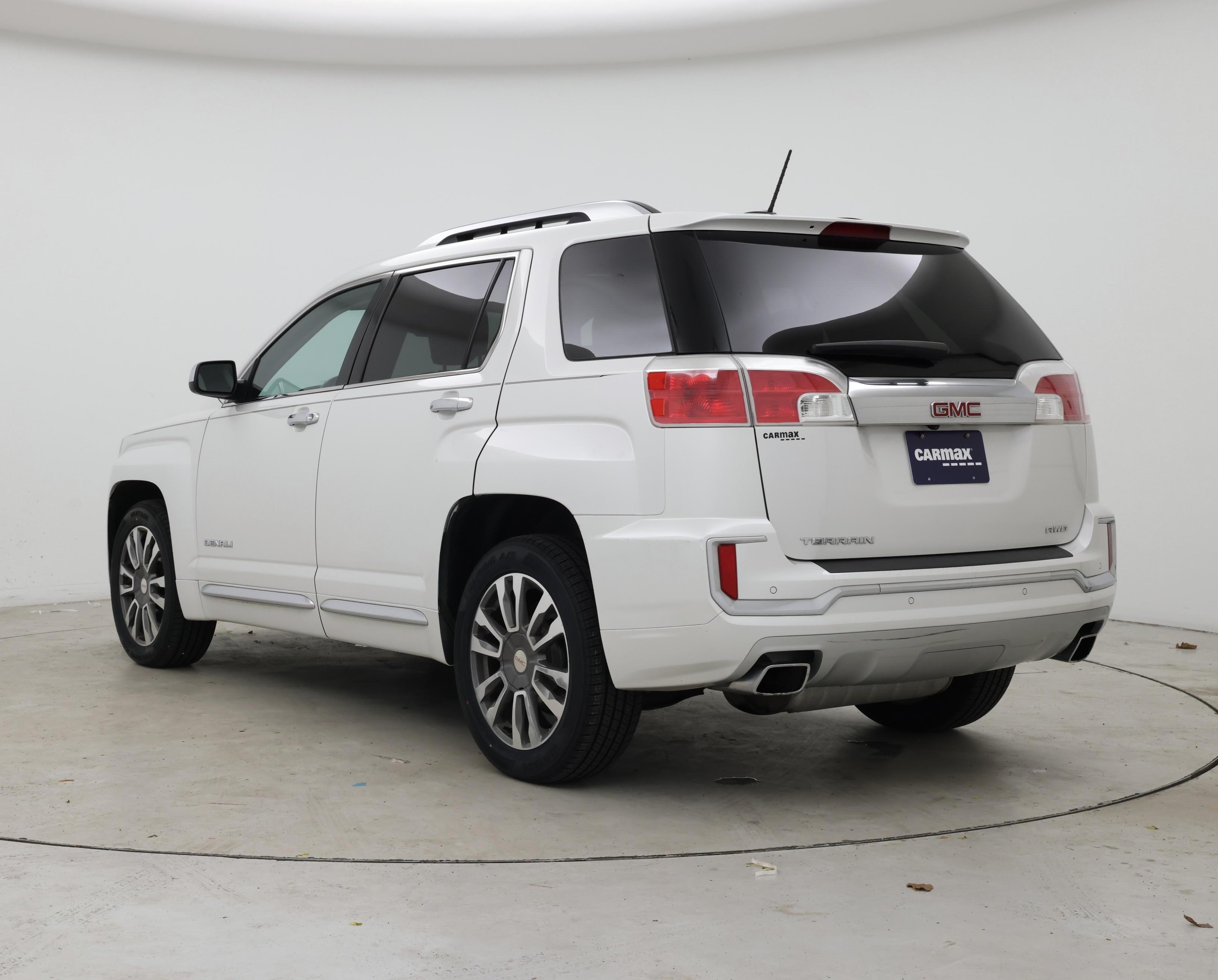 Thumbnail: 2016 GMC Terrain - 2