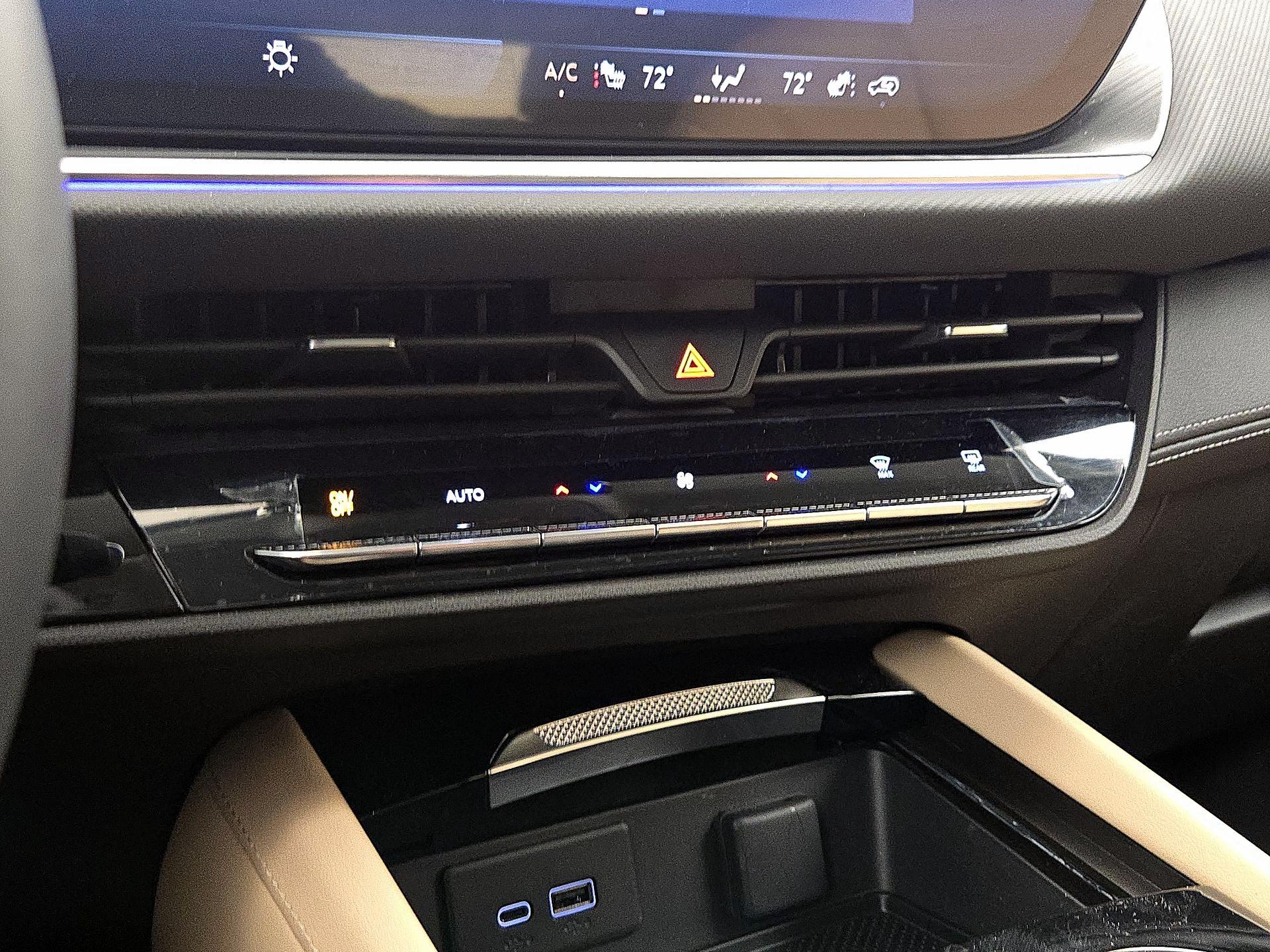 Thumbnail: 2025 Buick Envision - 16