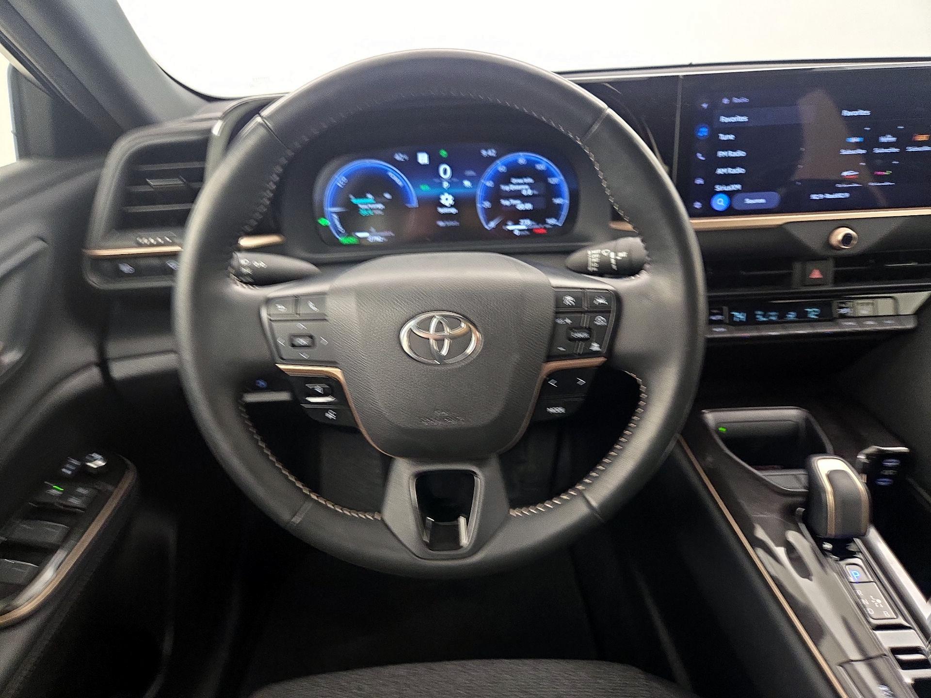 Thumbnail: 2024 Toyota Crown - 10