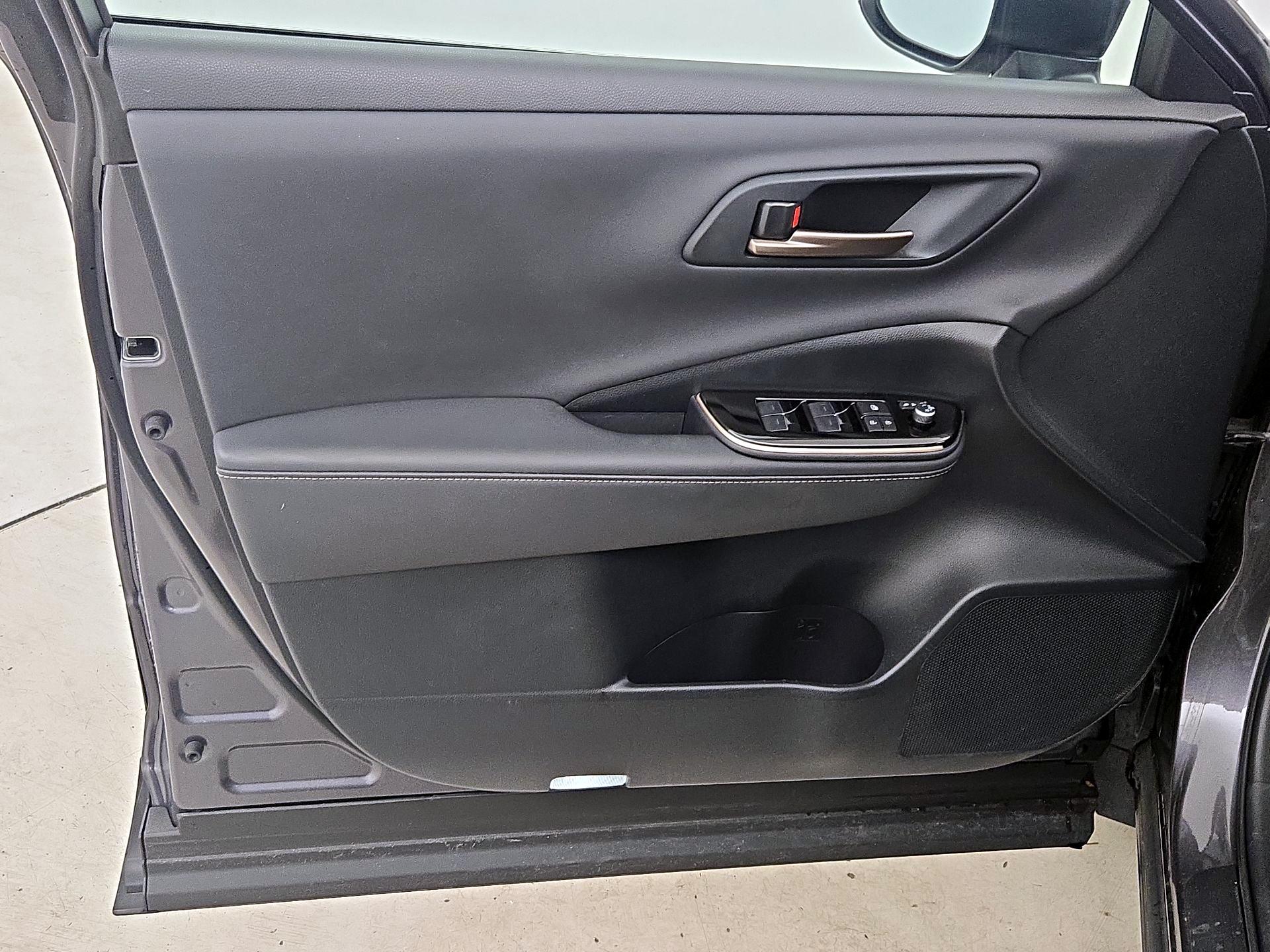 Thumbnail: 2024 Toyota Crown - 12