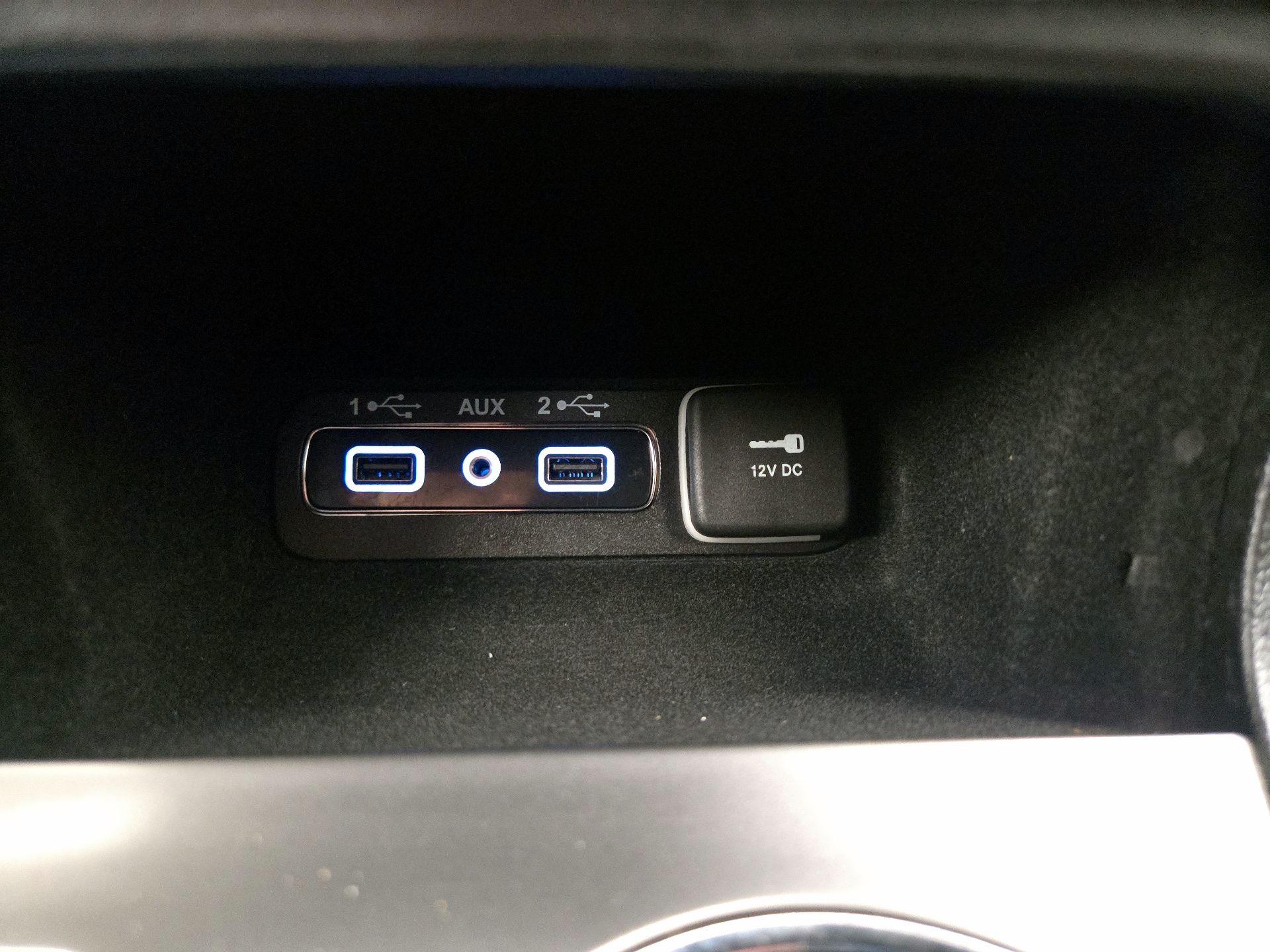 Thumbnail: 2021 Jeep Grand Cherokee - 18