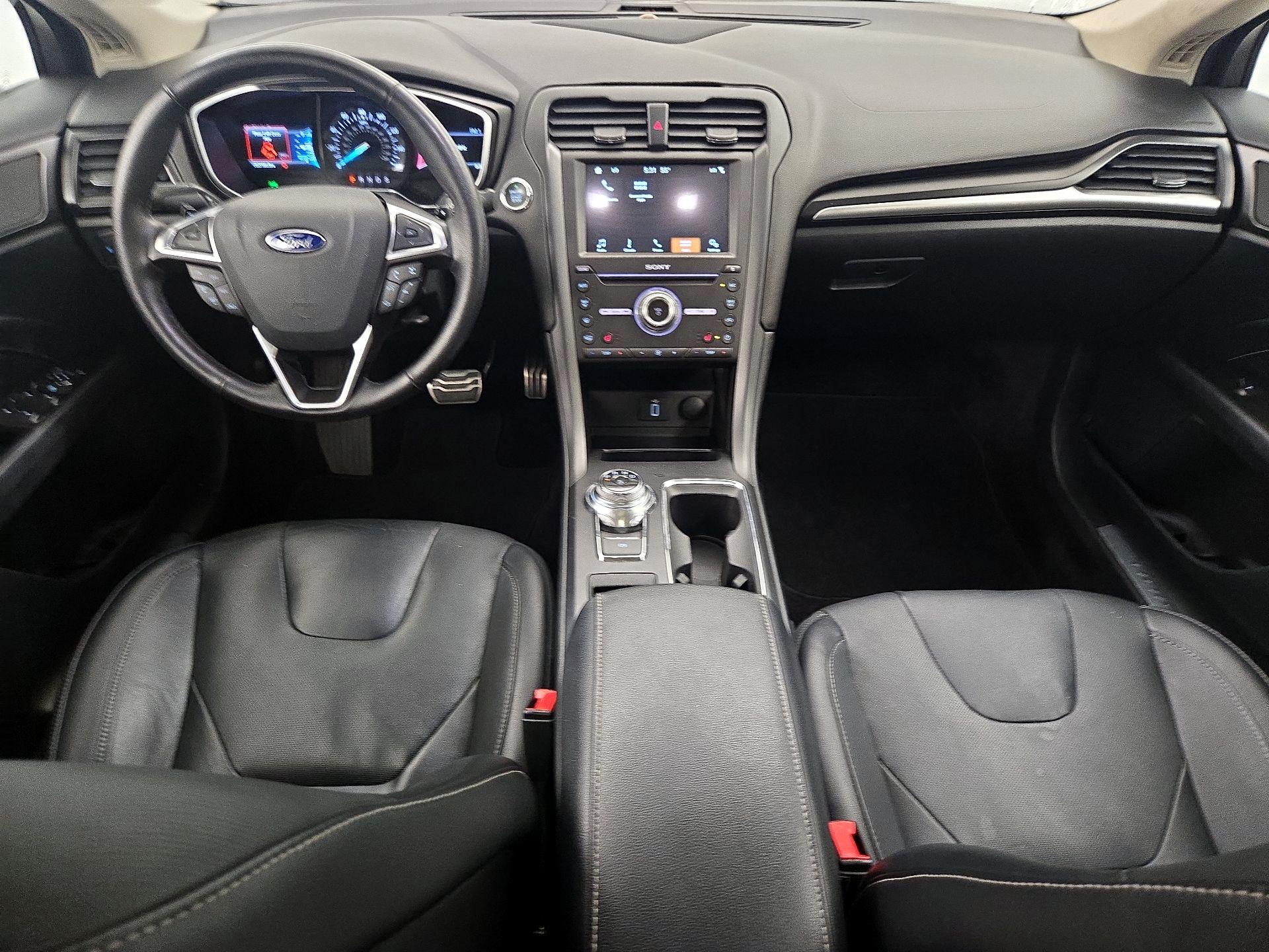 Thumbnail: 2017 Ford Fusion - 9