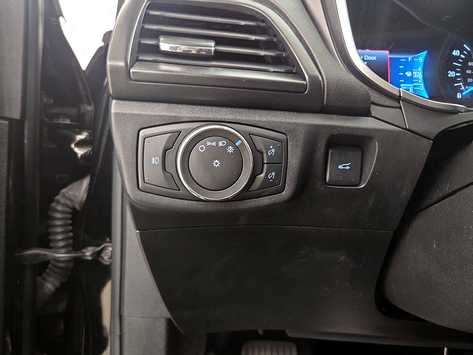 Thumbnail: 2017 Ford Fusion - 13