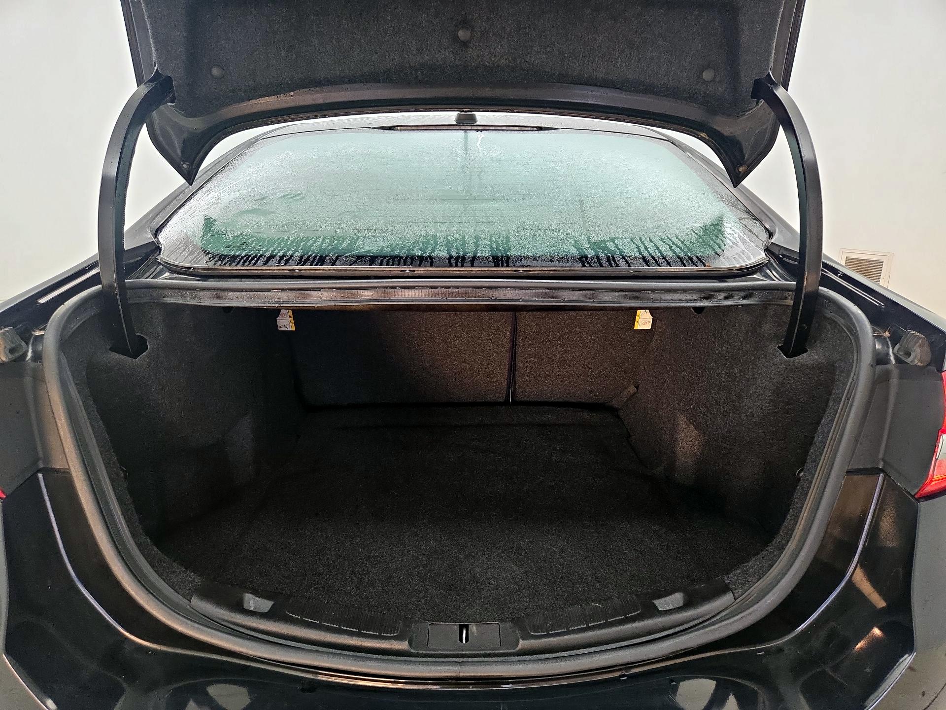 Thumbnail: 2017 Ford Fusion - 20