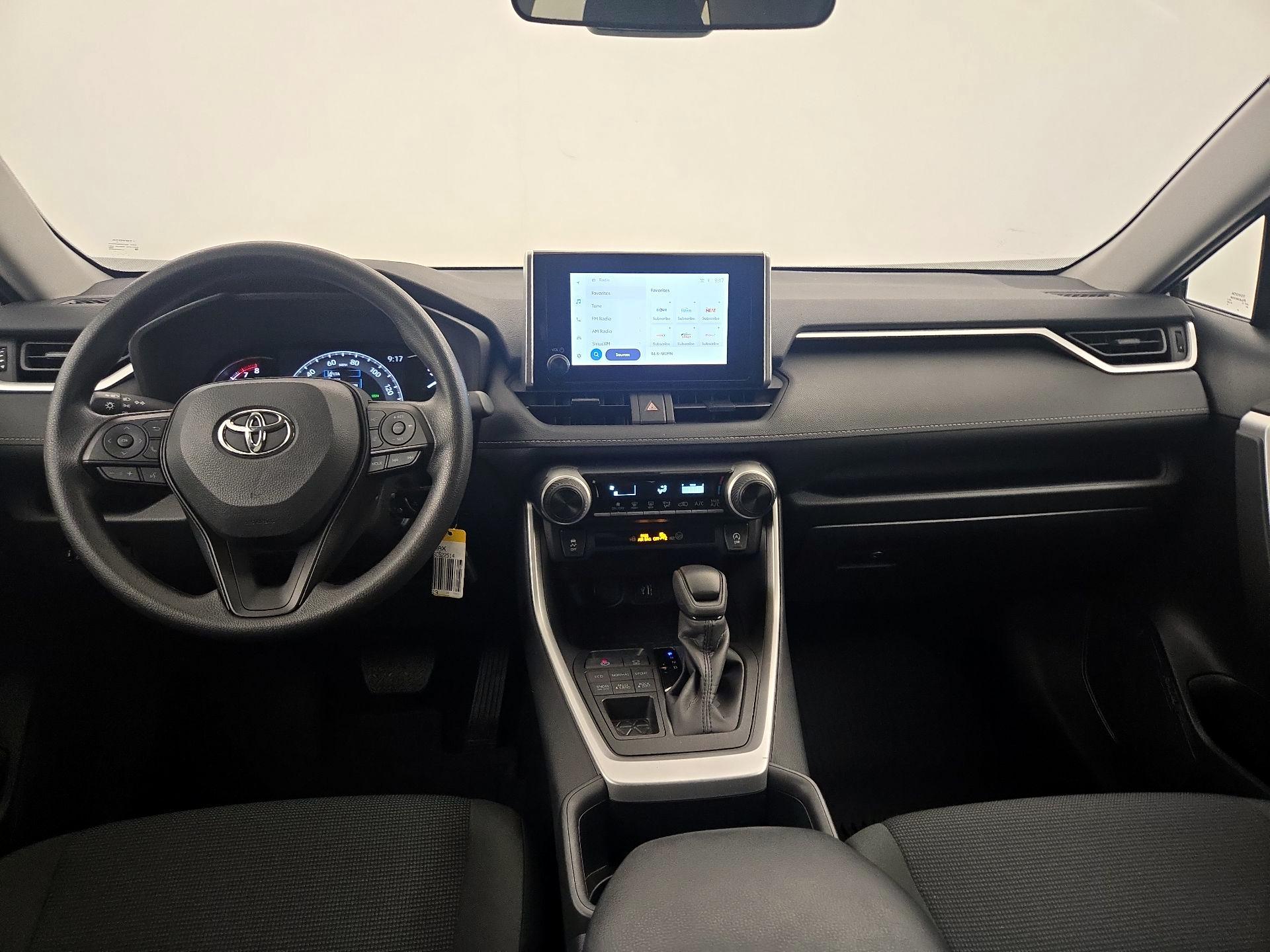 Thumbnail: 2025 Toyota RAV4 - 9