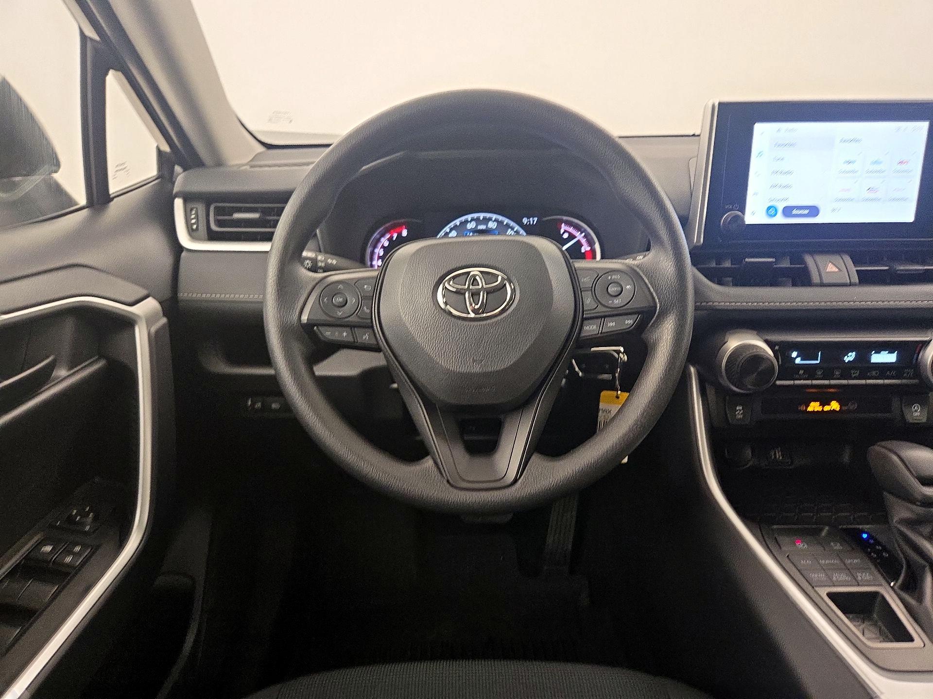 Thumbnail: 2025 Toyota RAV4 - 10