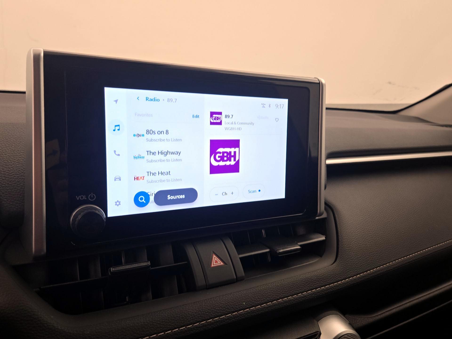 Thumbnail: 2025 Toyota RAV4 - 15