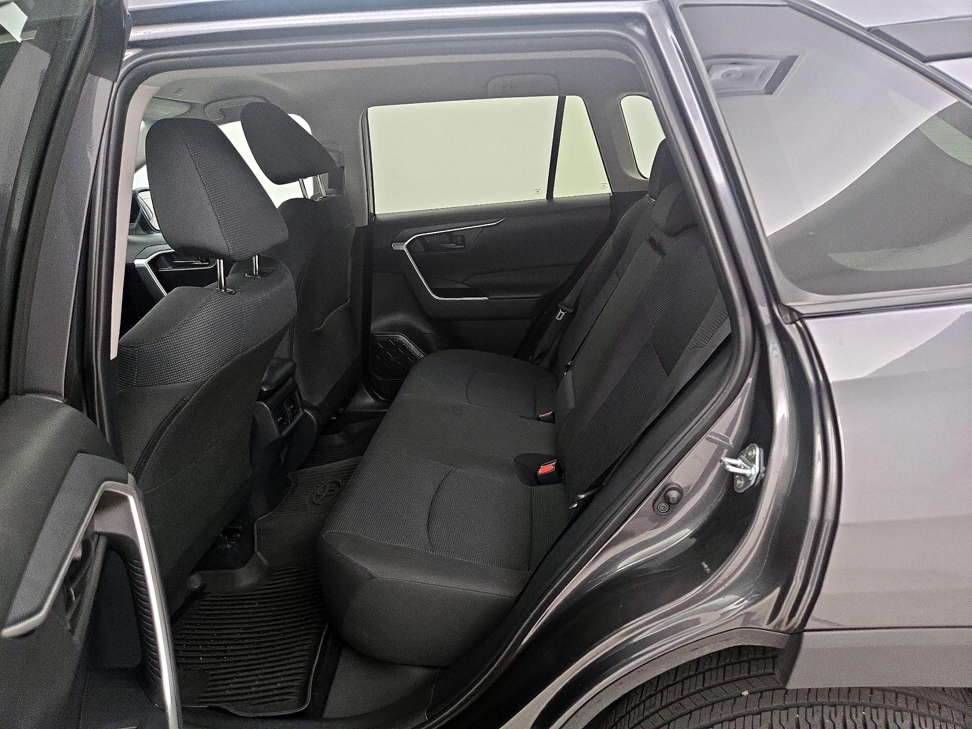 Thumbnail: 2025 Toyota RAV4 - 19