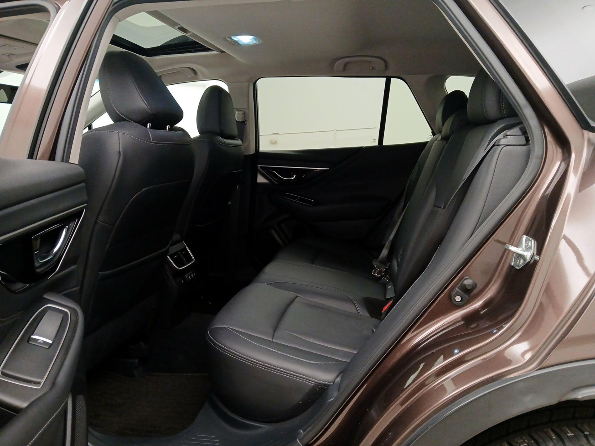 Thumbnail: 2022 Subaru Outback - 20