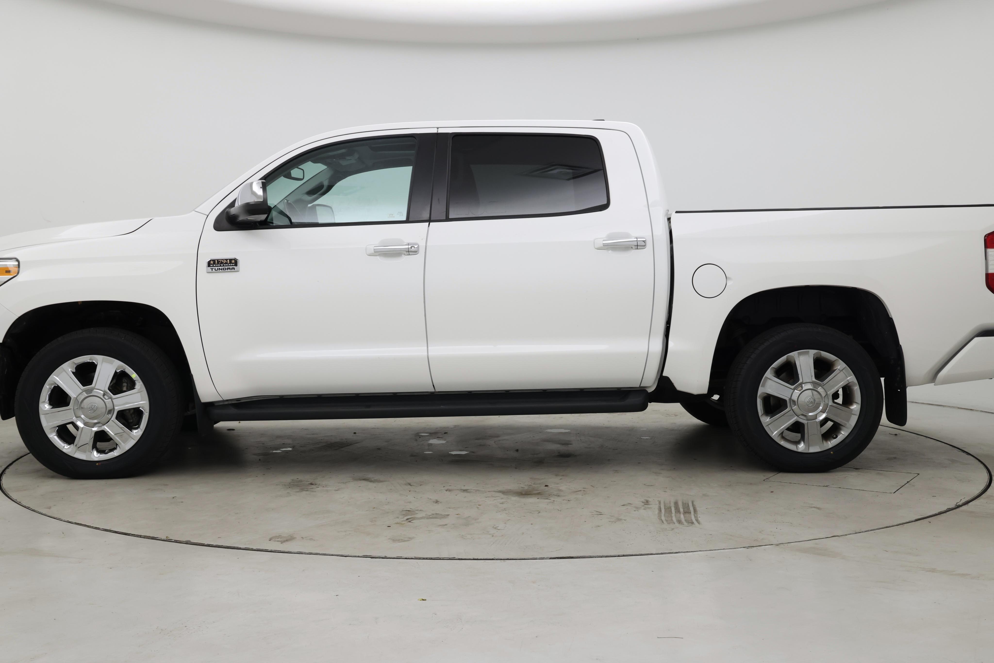 Thumbnail: 2020 Toyota Tundra - 3