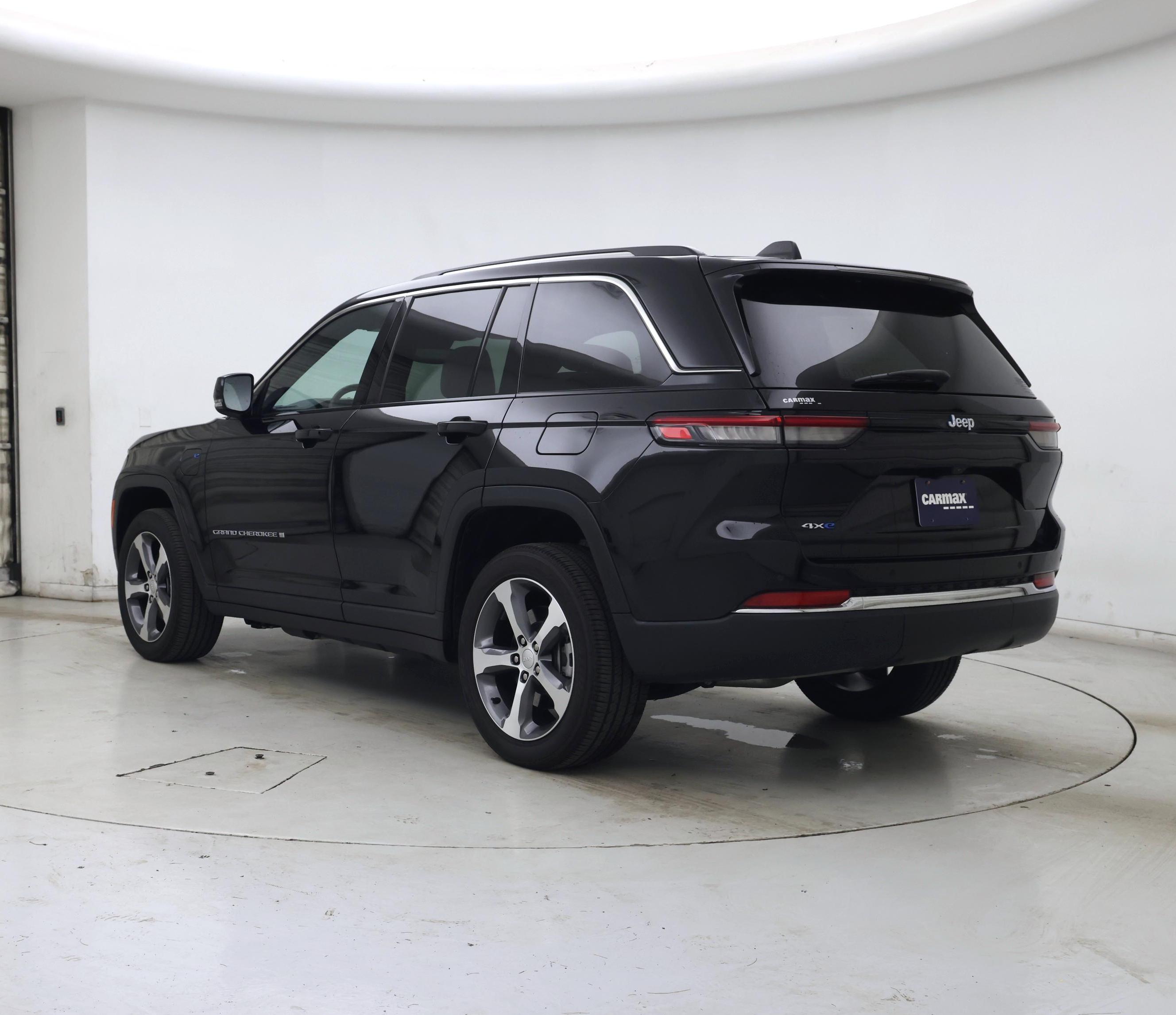 Thumbnail: 2023 Jeep Grand Cherokee - 2