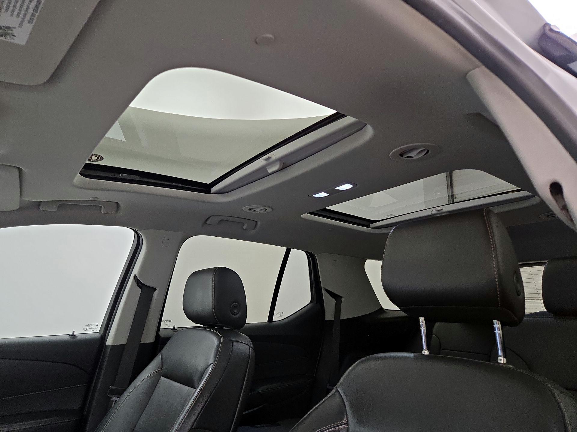 Thumbnail: 2021 Chevrolet Traverse - 20