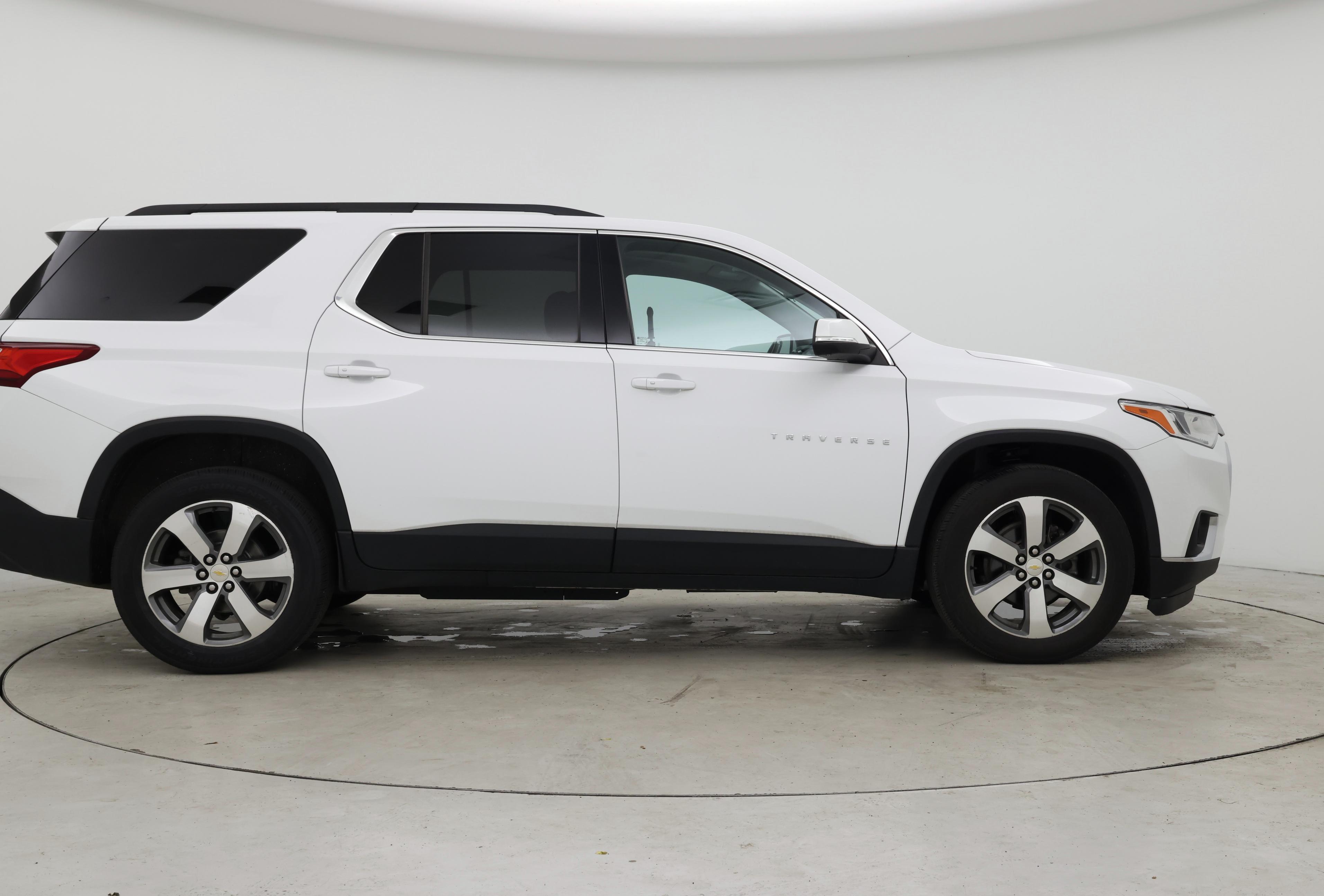 Thumbnail: 2021 Chevrolet Traverse - 7