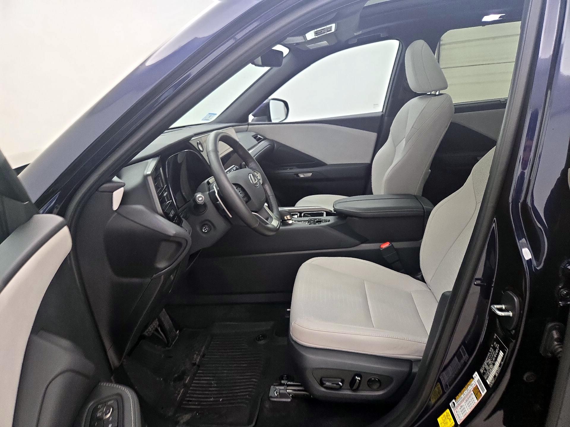 Thumbnail: 2025 Lexus TX - 11