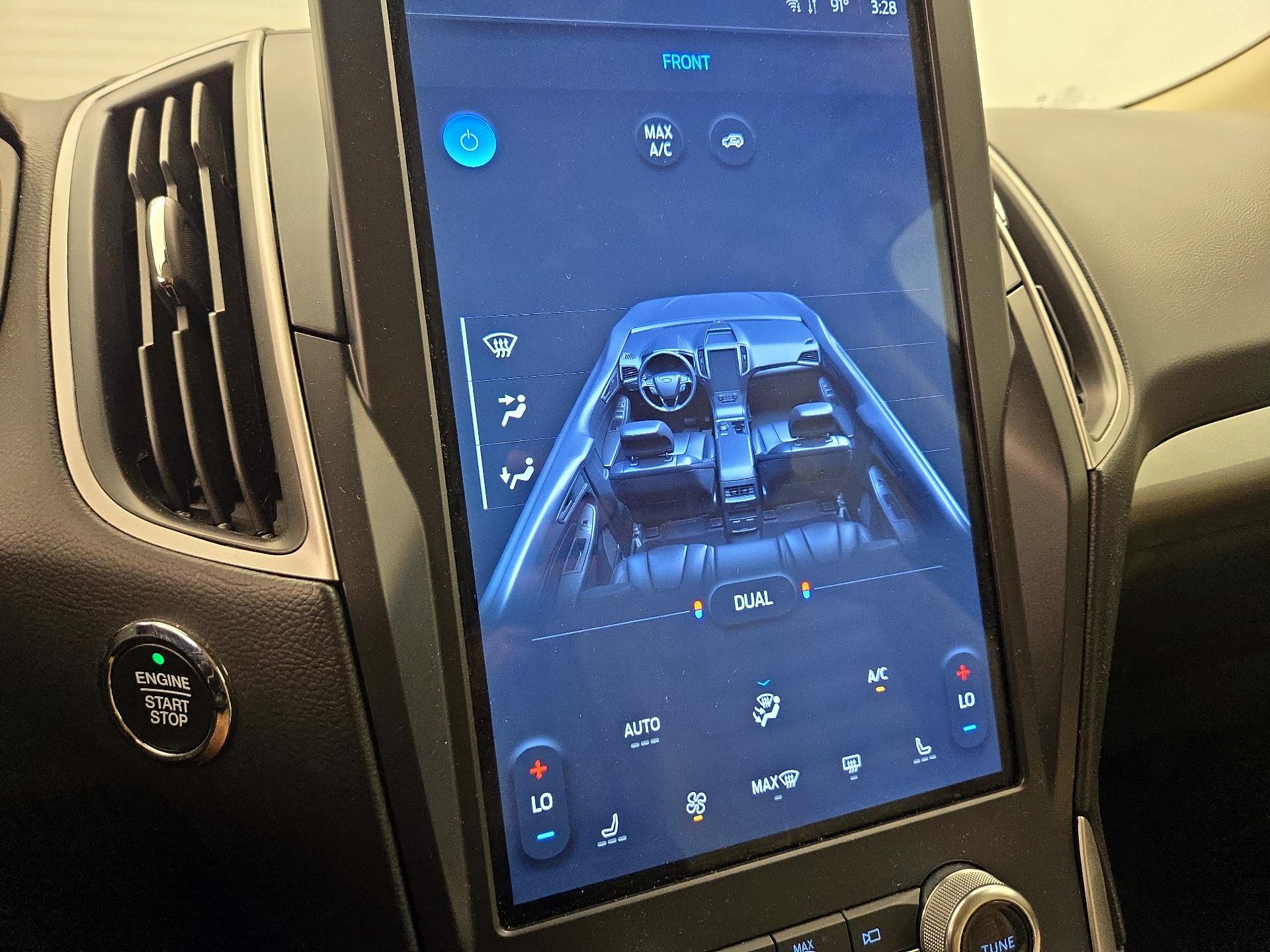 Thumbnail: 2024 Ford Edge - 16