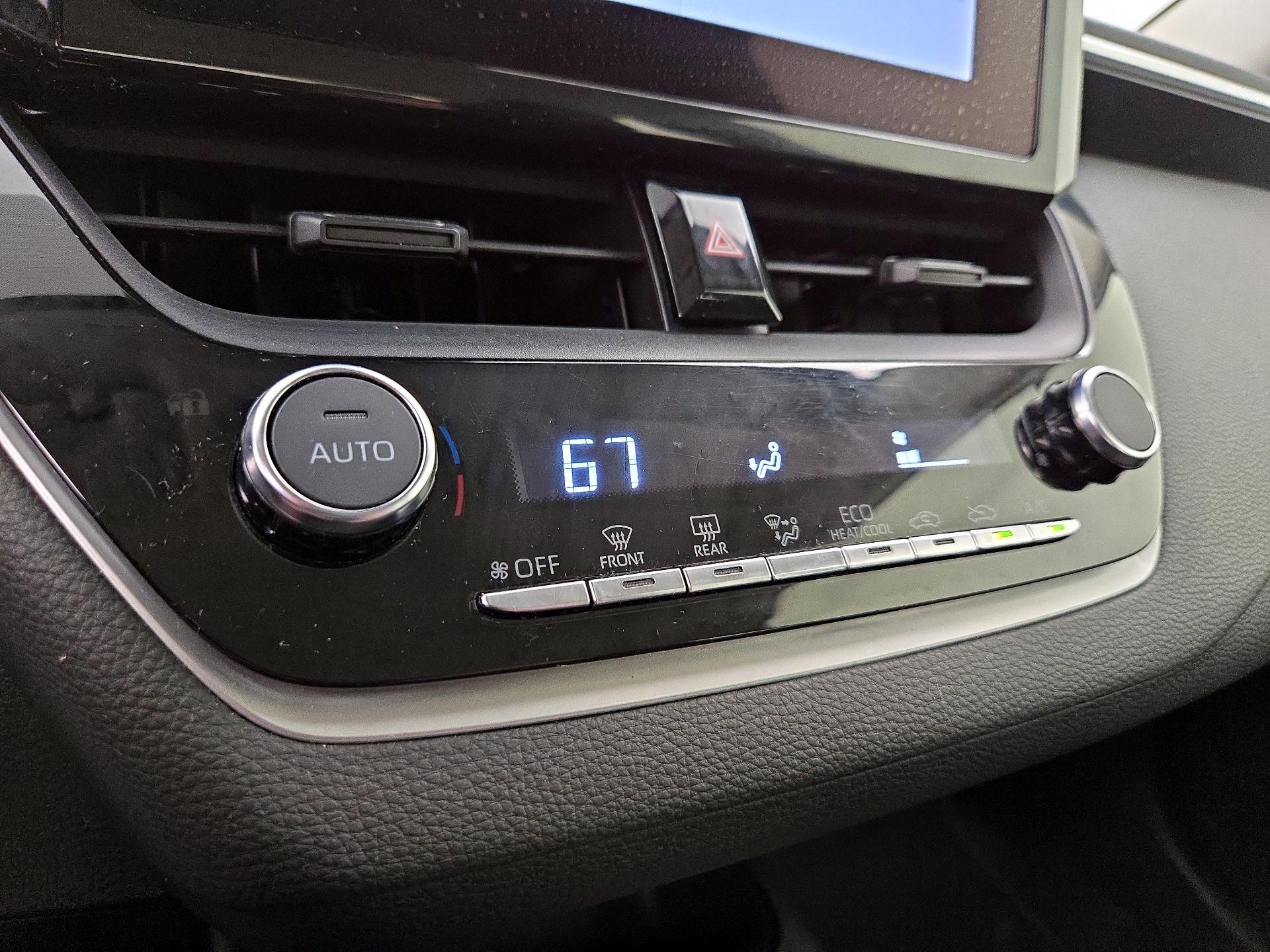 Thumbnail: 2023 Toyota Corolla - 16