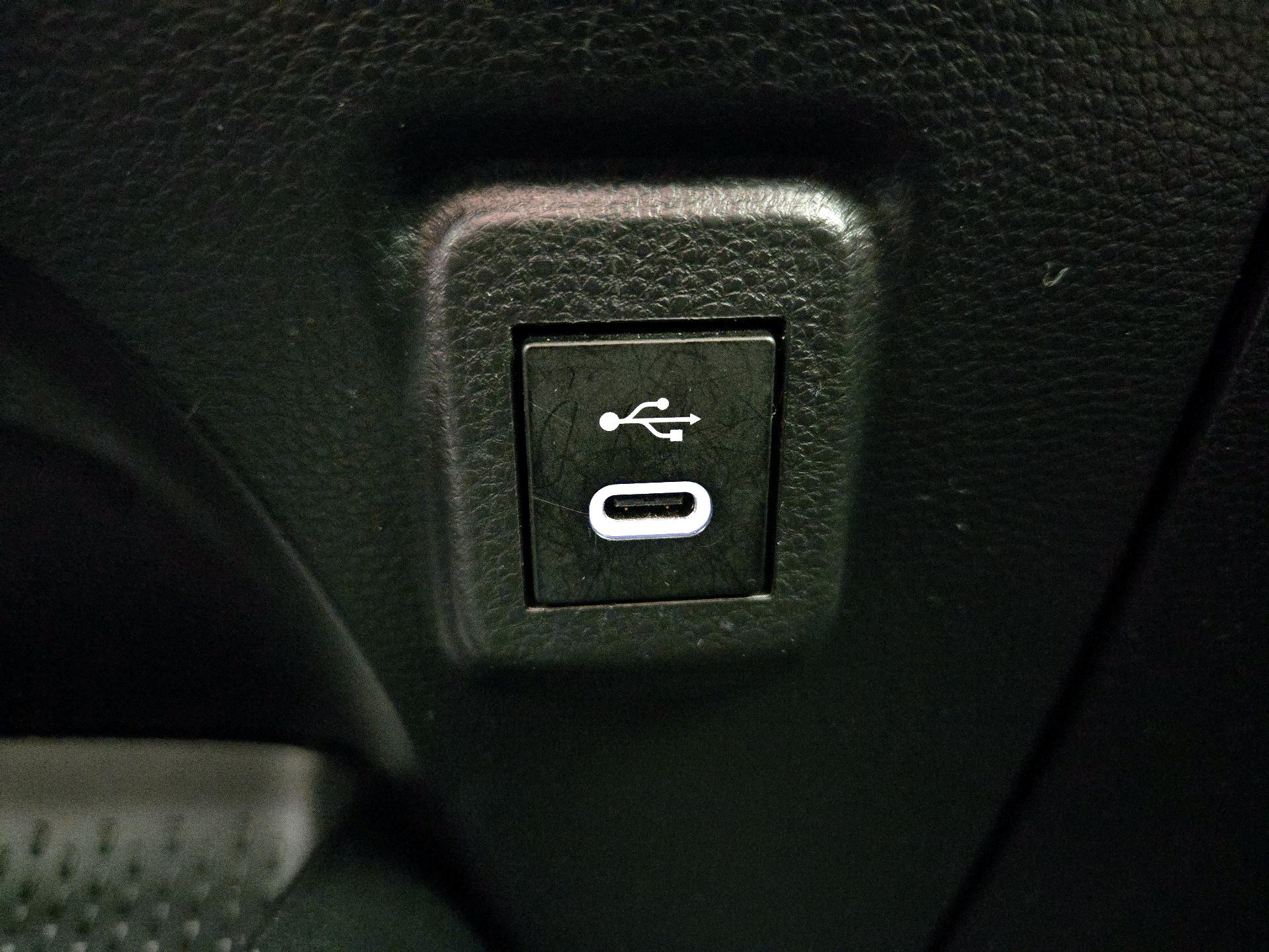 Thumbnail: 2023 Toyota Corolla - 18