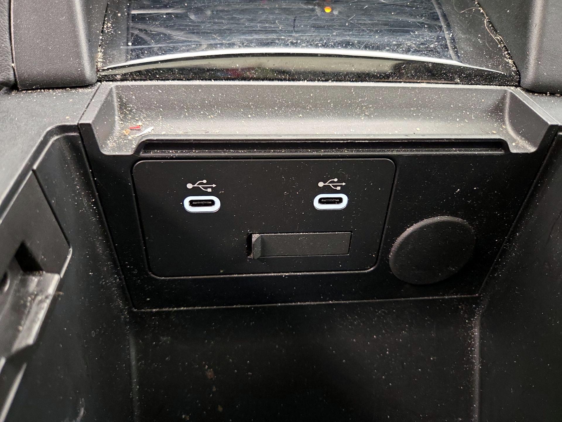 Thumbnail: 2024 Mazda Mazda3 - 18